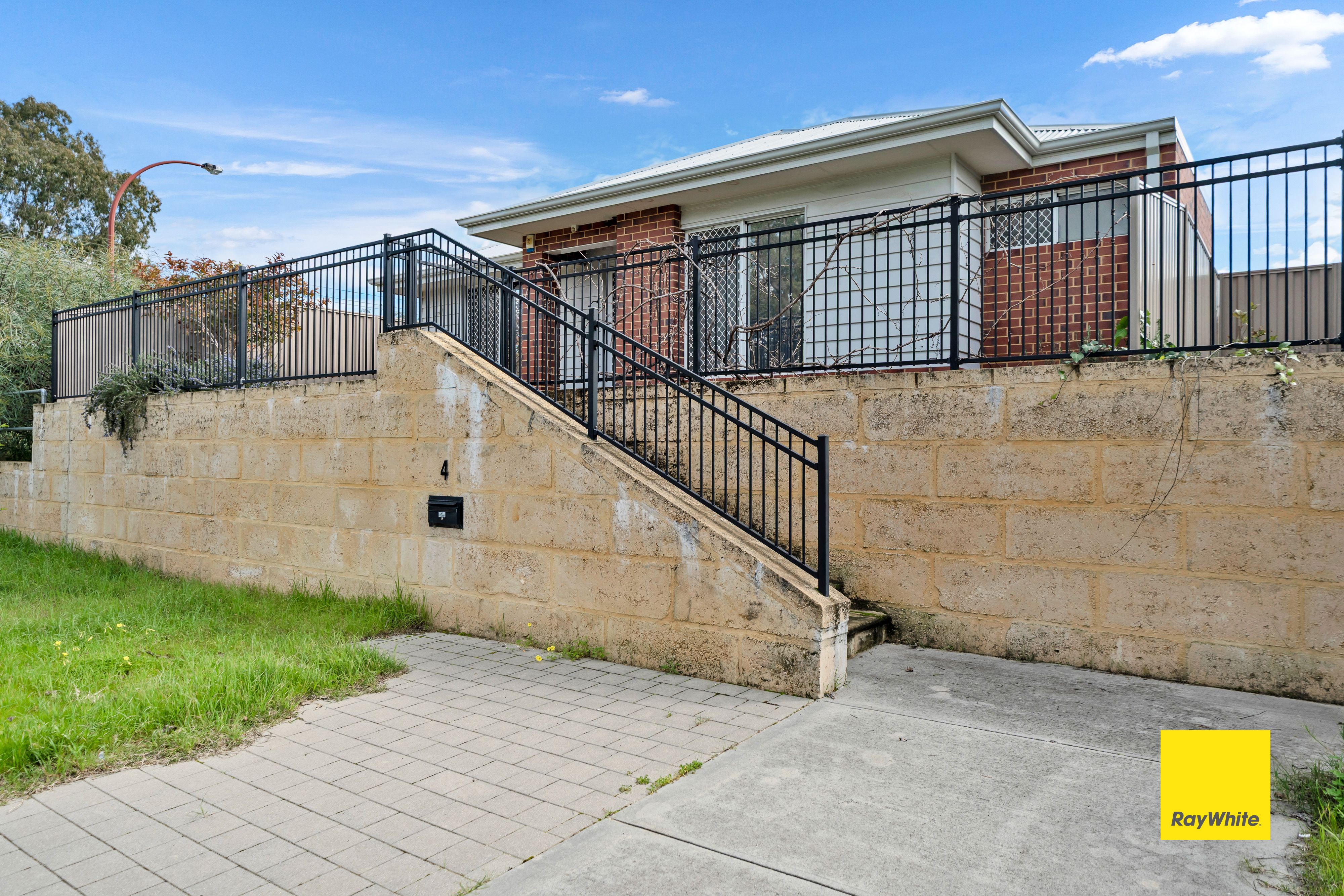 4 Sydenham Street, Beckenham, WA 6107
