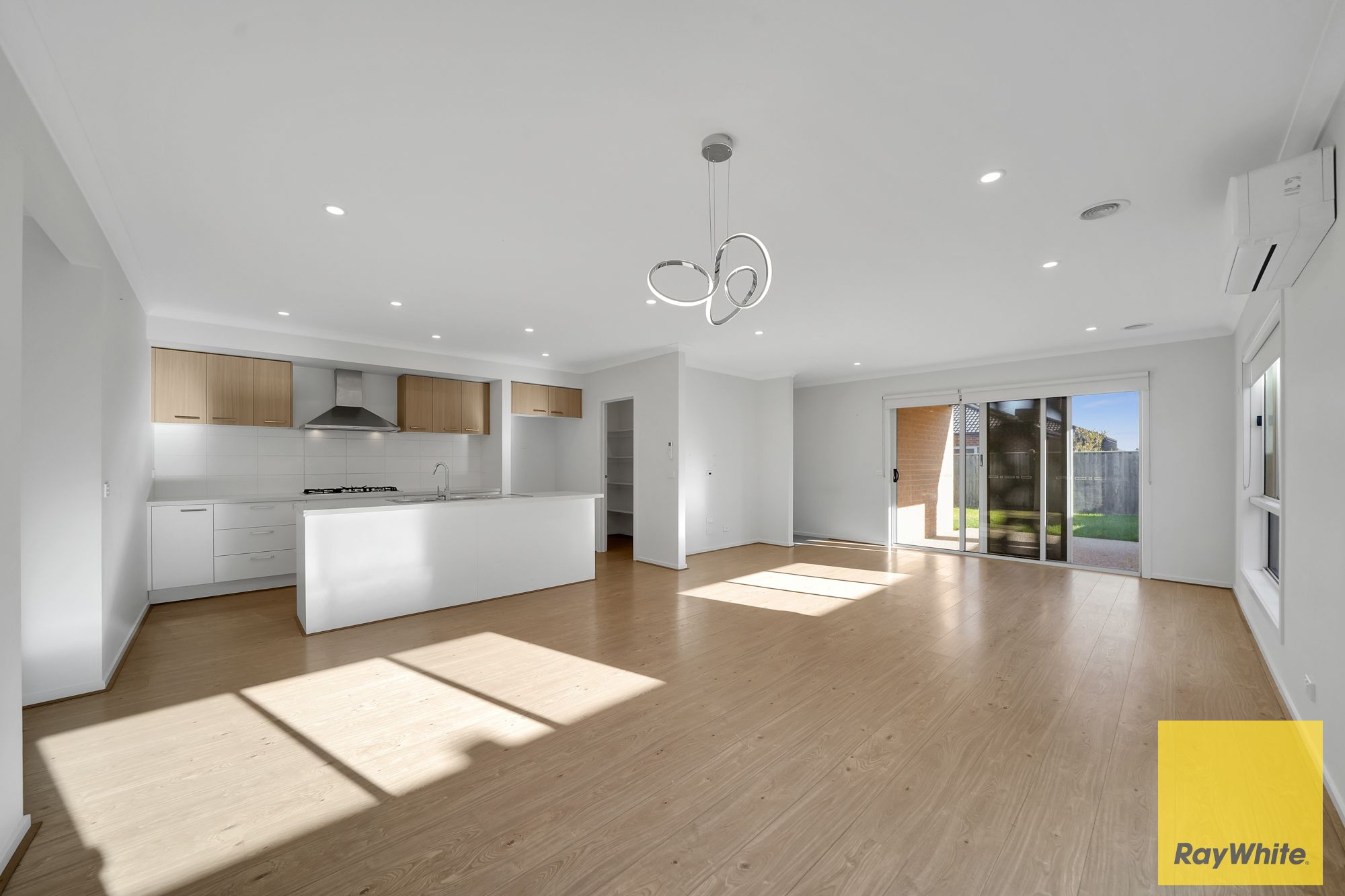 28 MADDEN Boulevard, Tarneit, VIC 3029