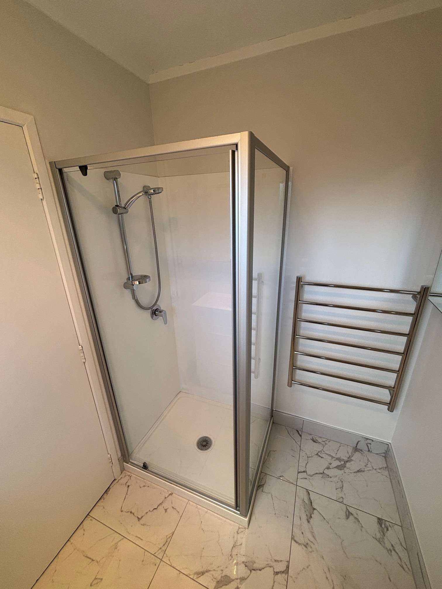 43A Cron Avenue photo 8