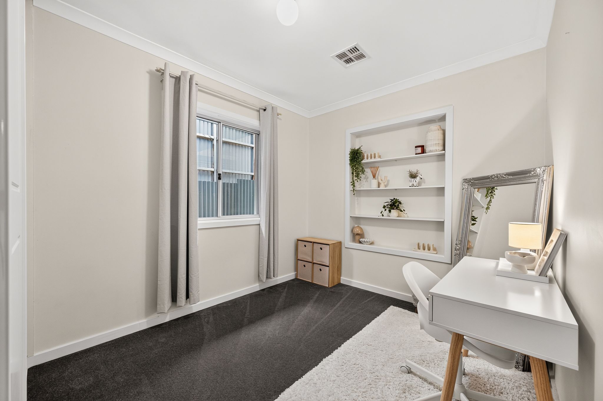16 Bank Crescent — photo 14 of 22