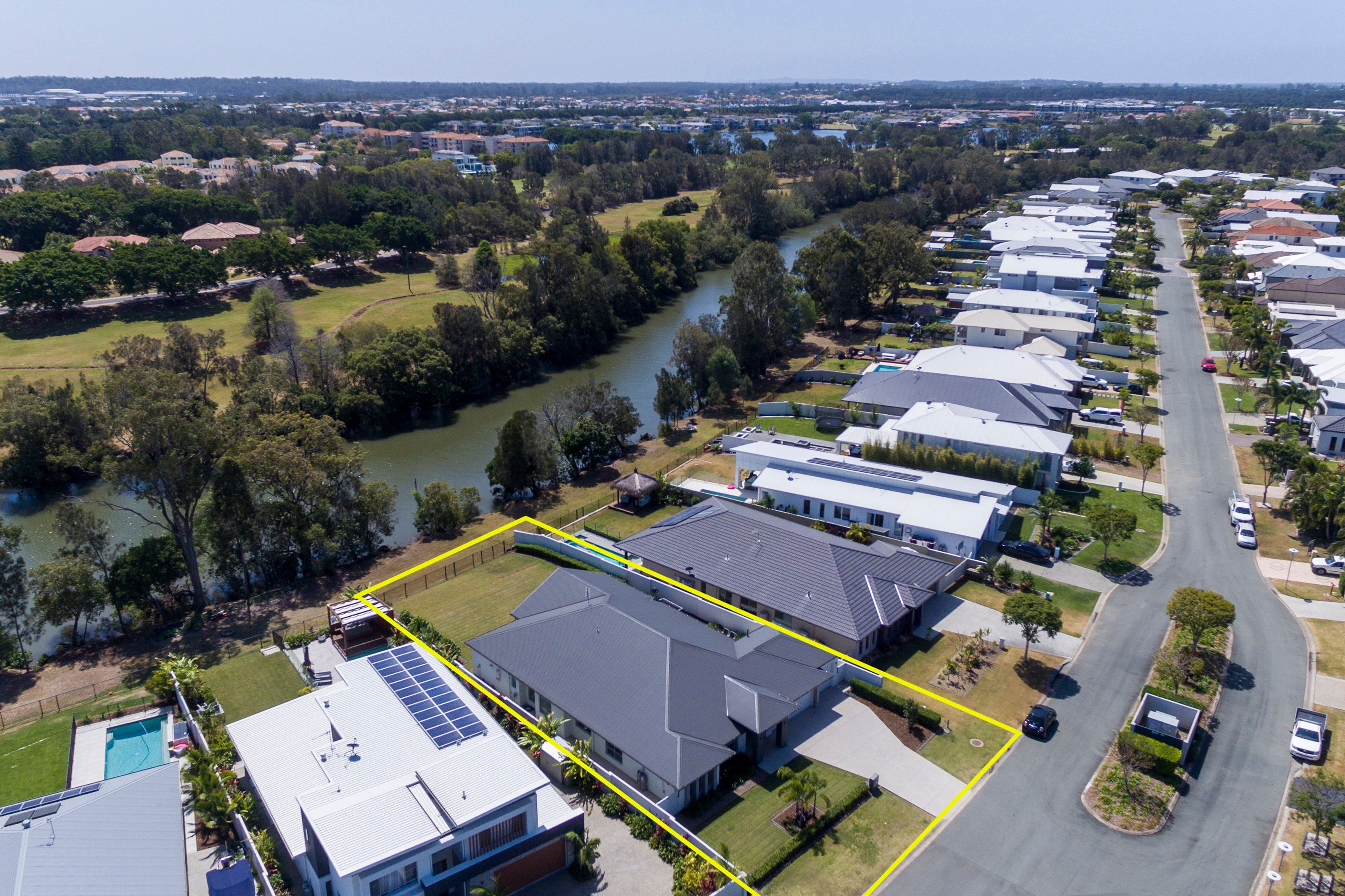 111 The Peninsula, Helensvale, QLD 4212
