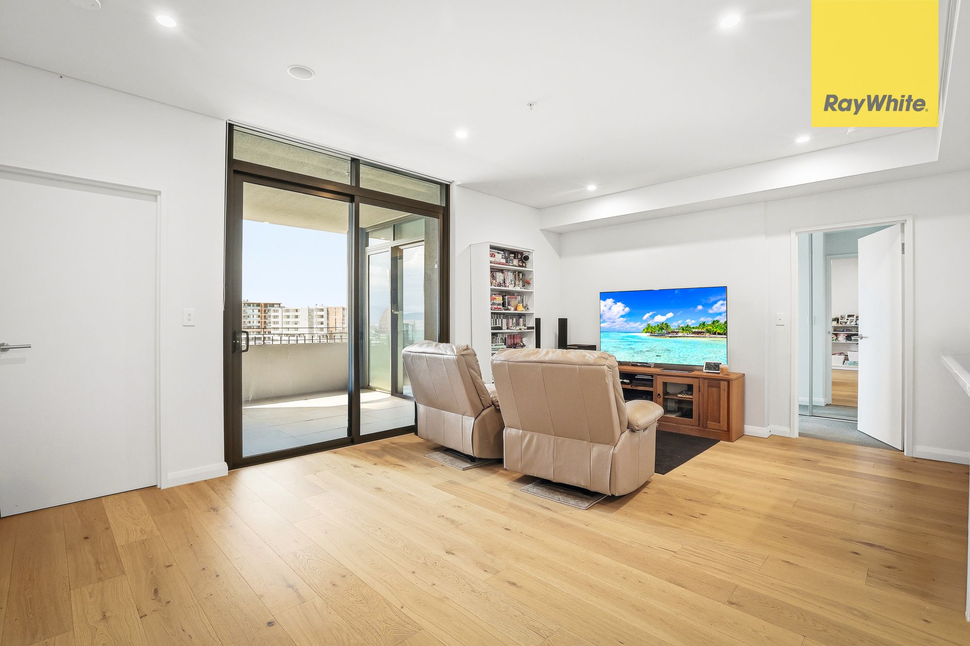 518/1F Themeda Avenue, TALLAWONG, NSW 2762