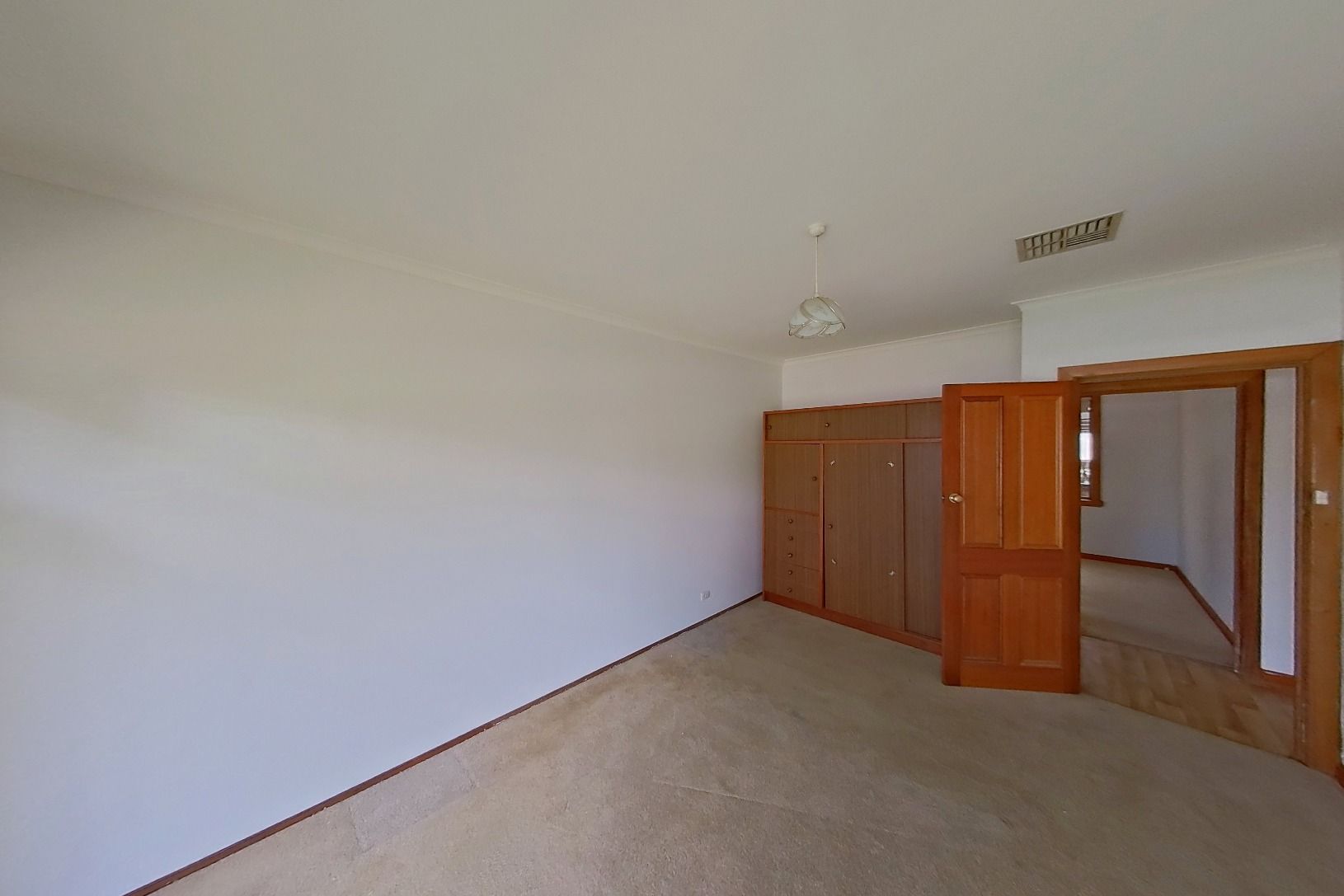 6 Hawdon Court — photo 7 of 13