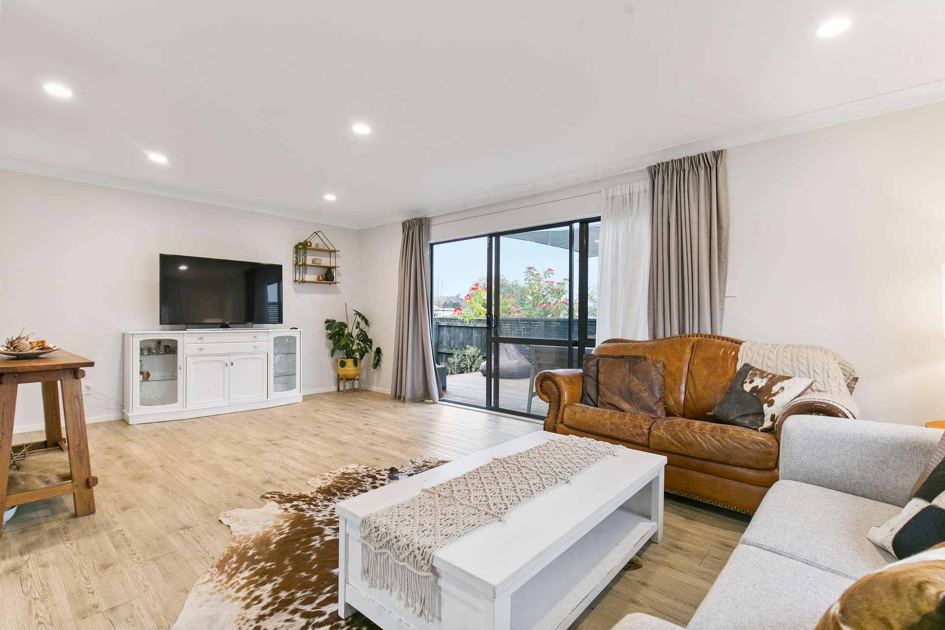 8A Waterview Road photo 0