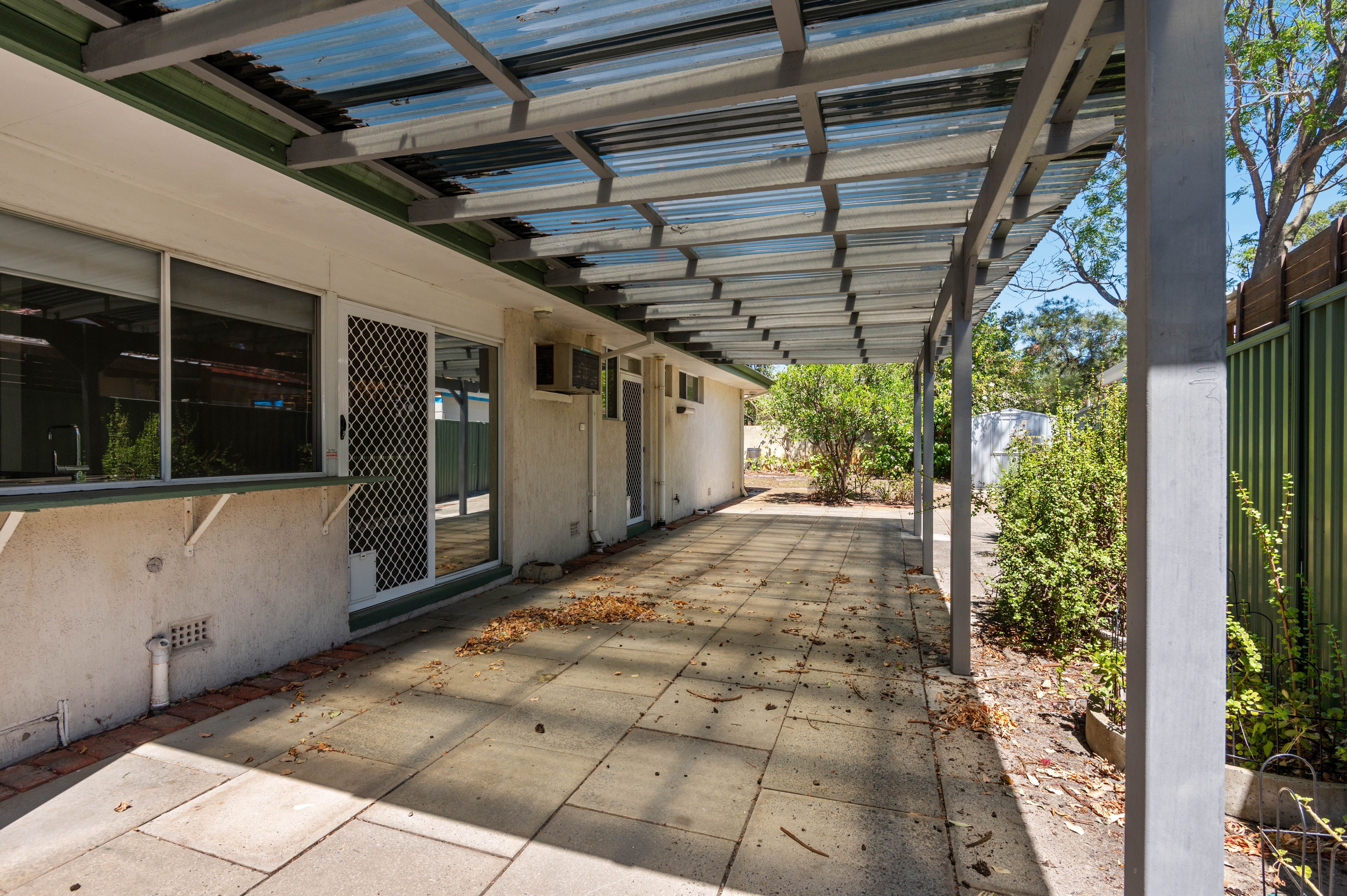 3 Regency Drive — photo 10 of 12