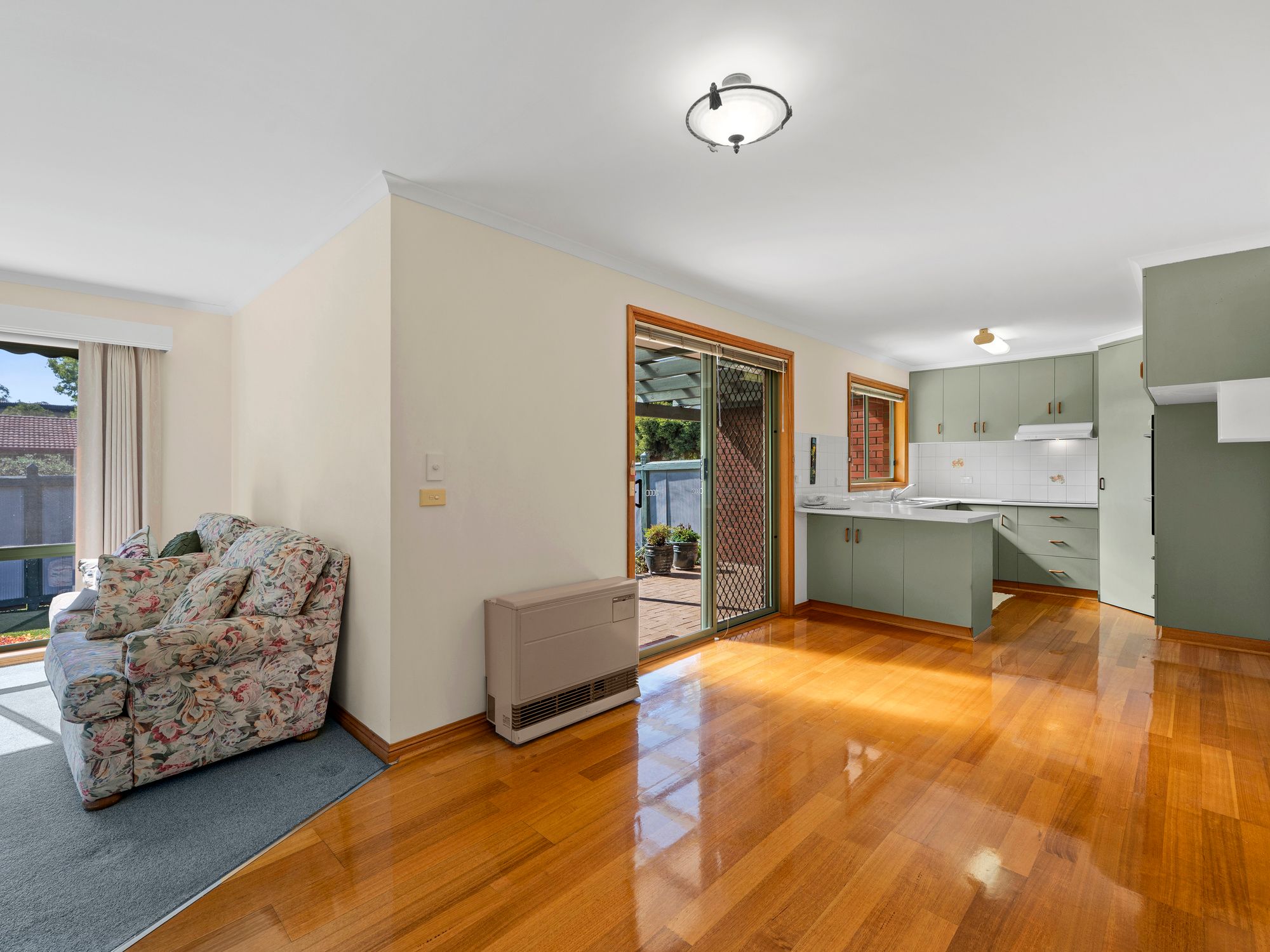 1 Ascot Court — photo 5 of 15