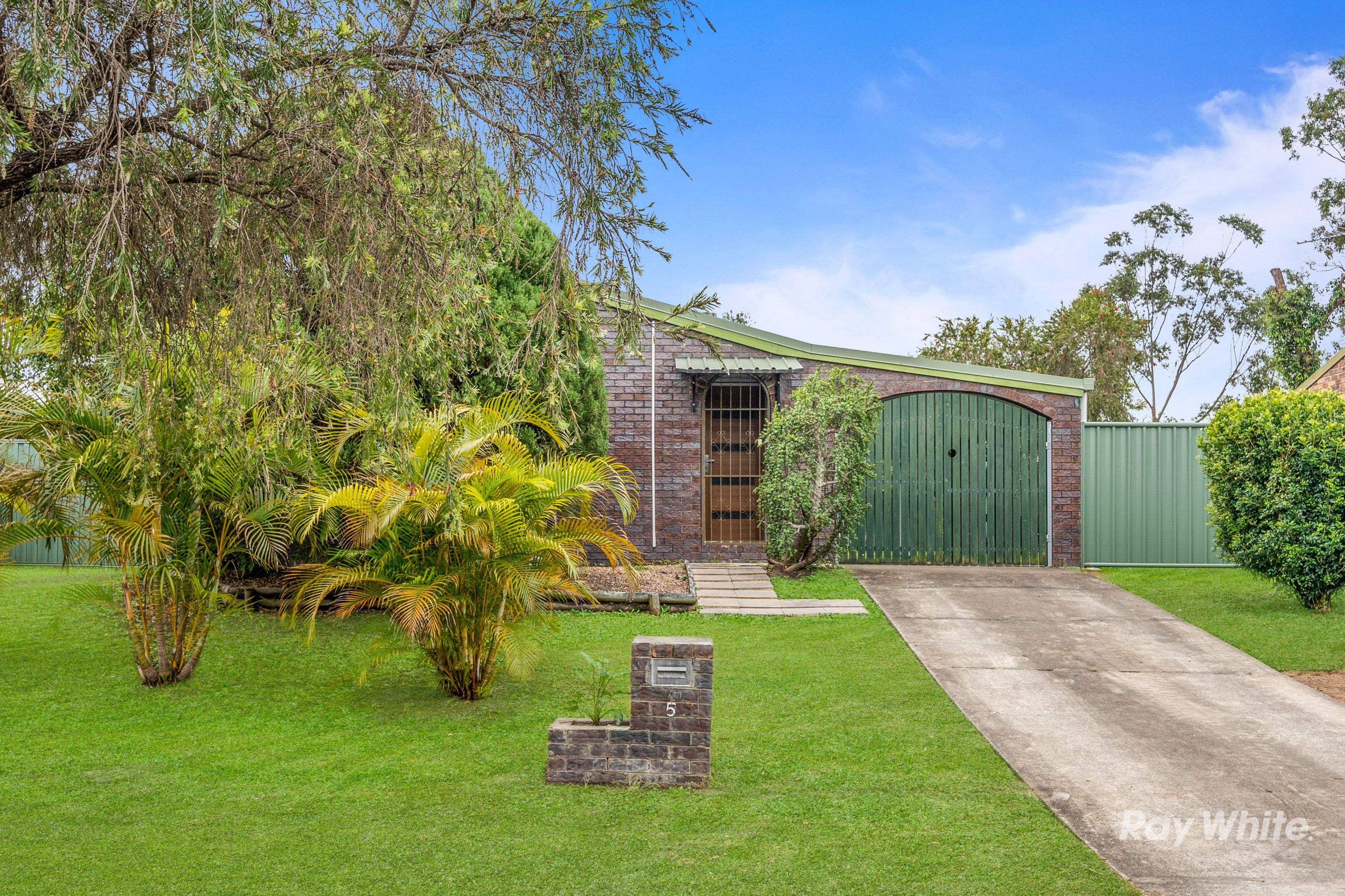 5 Joseph Court, Browns Plains, QLD 4118