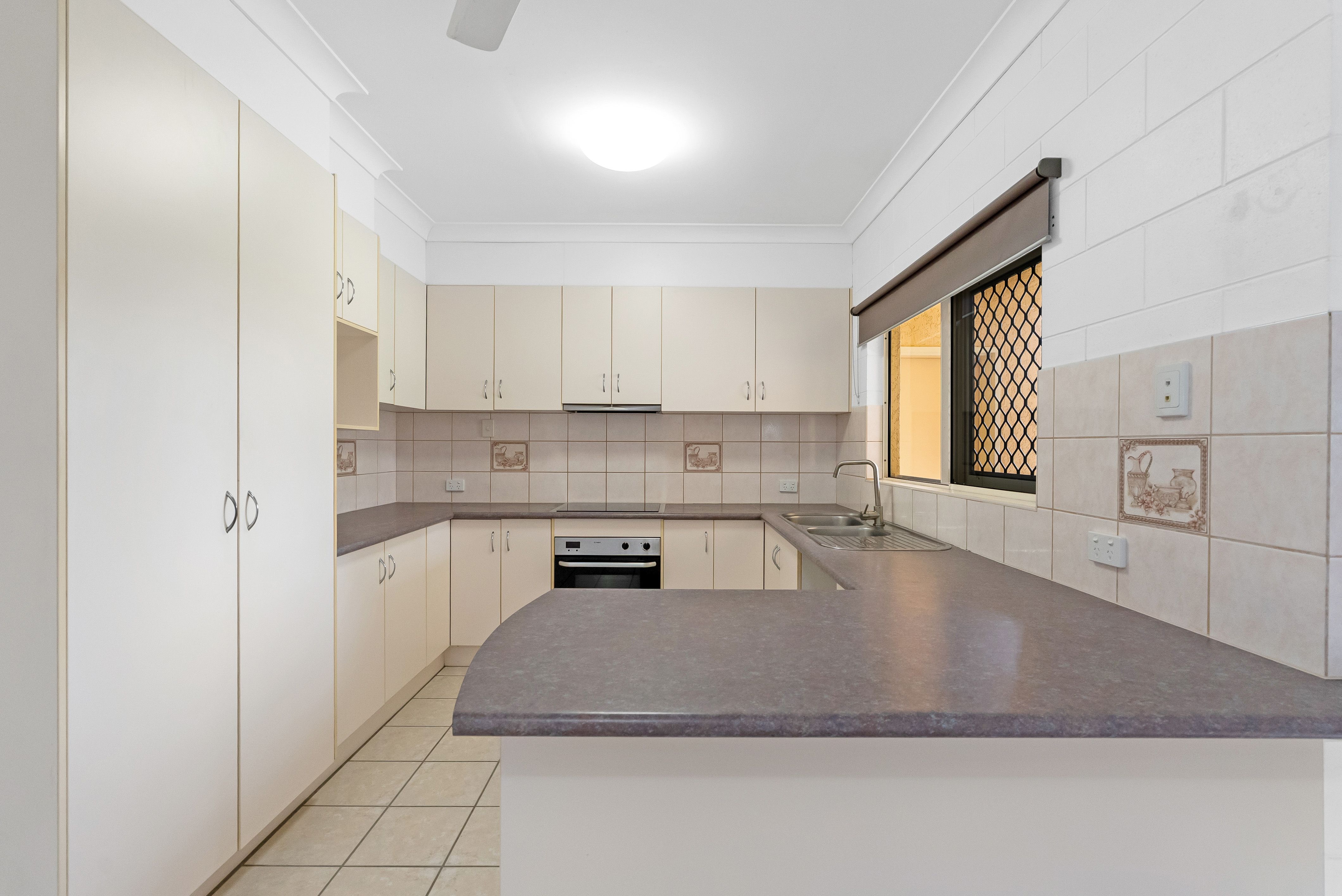 37 Shaft Street — photo 6 of 15