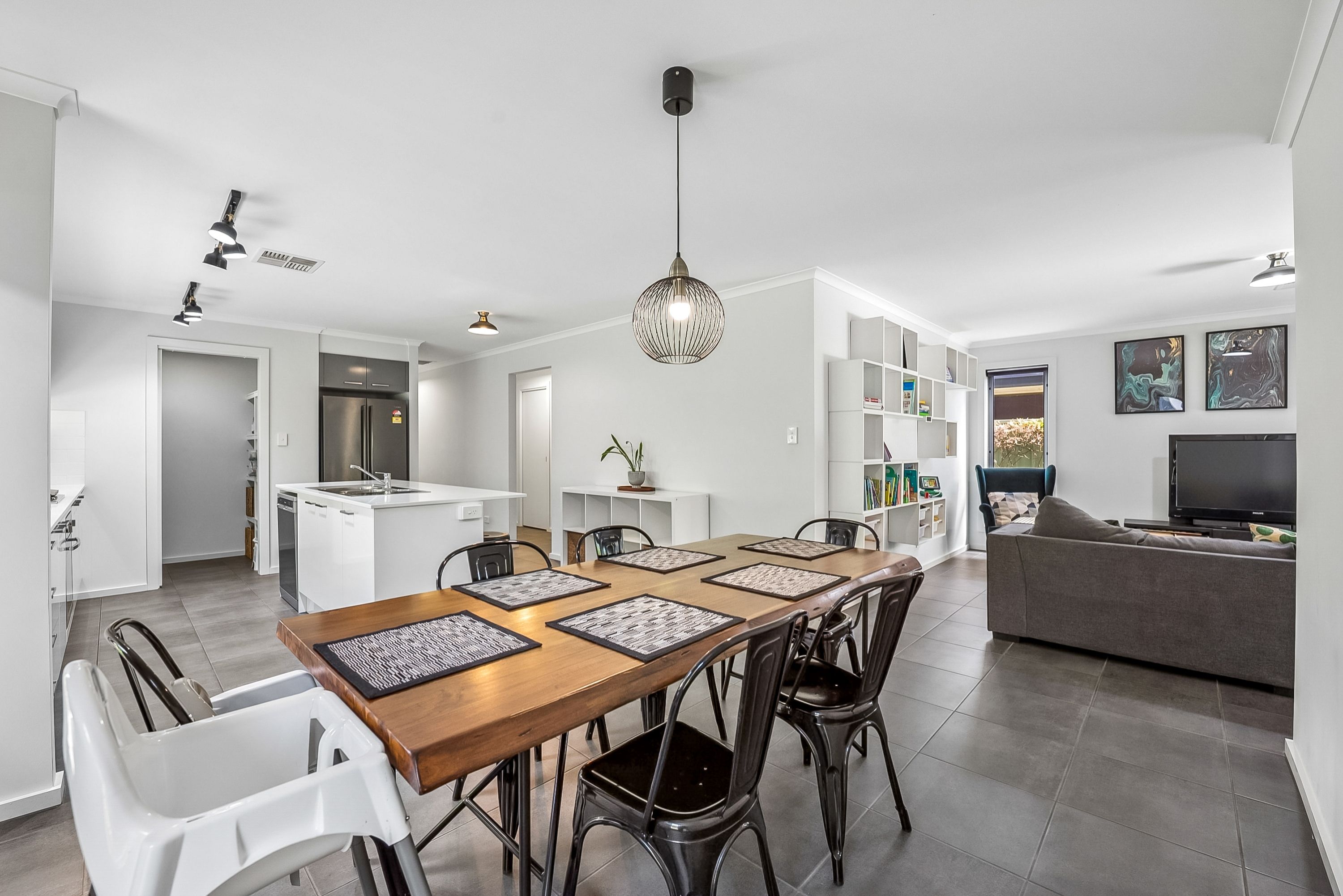 32A Casuarina Drive — photo 4 of 10