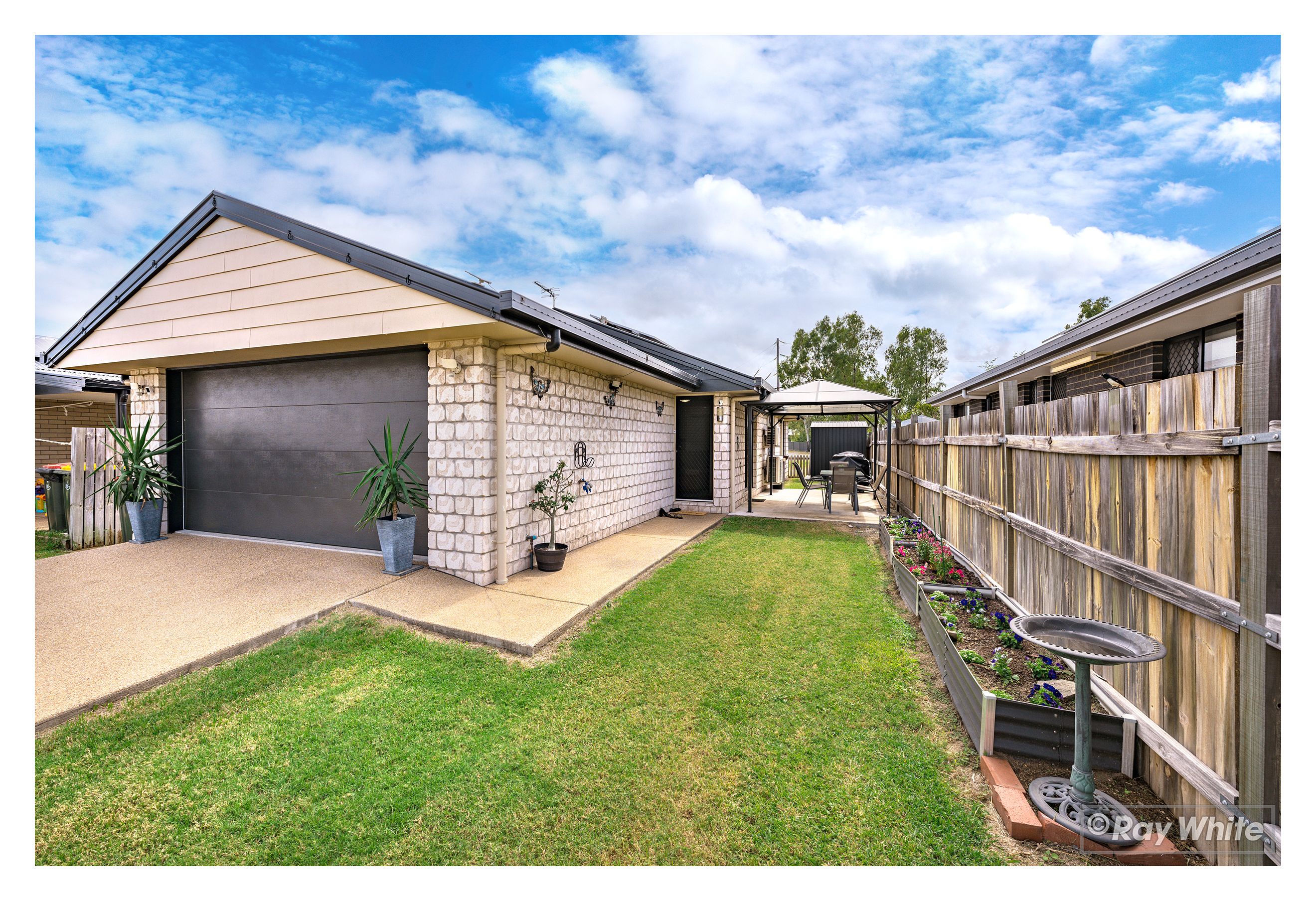 4 Jomarant Place, Kawana, QLD 4701