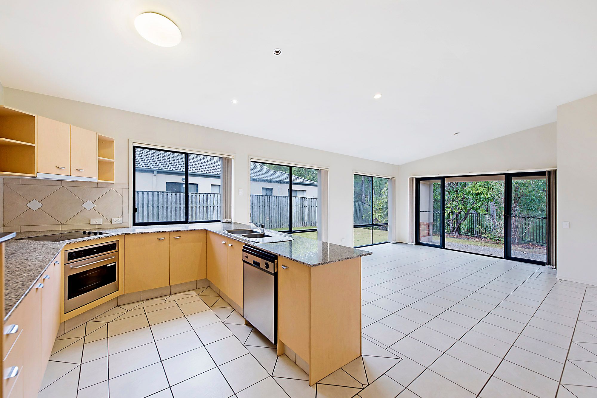 19 Dunstan Drive, Robina, QLD 4226