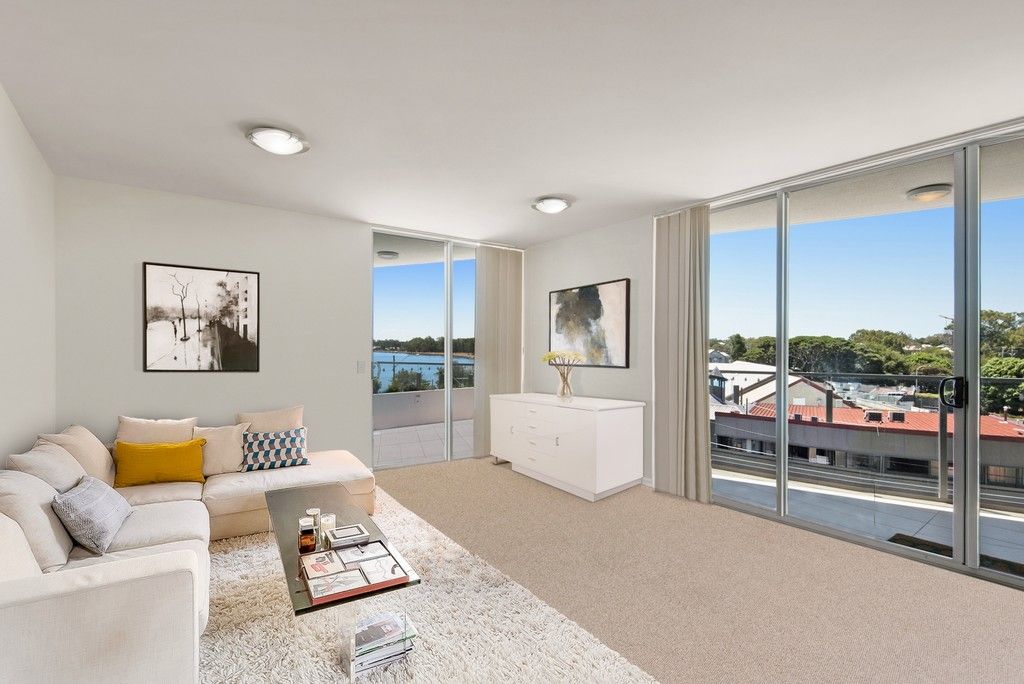 302/14 Oxley Avenue, Woody Point, QLD 4019