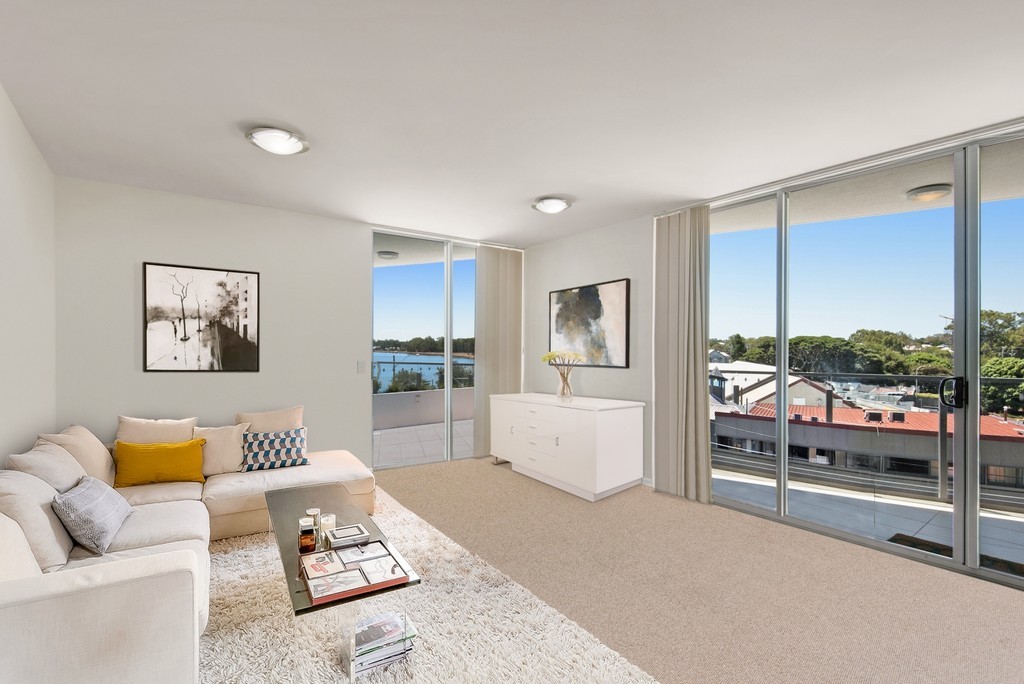 302/14 Oxley Avenue, Woody Point, QLD 4019