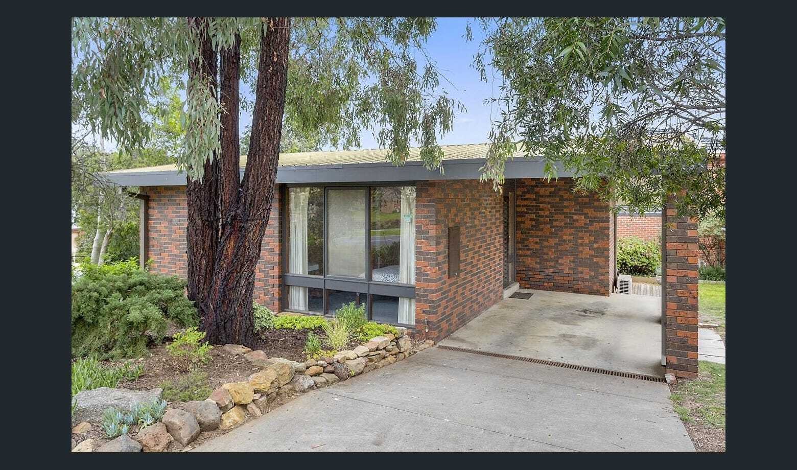 1 Cotswold Crescent, Kennington, VIC 3550