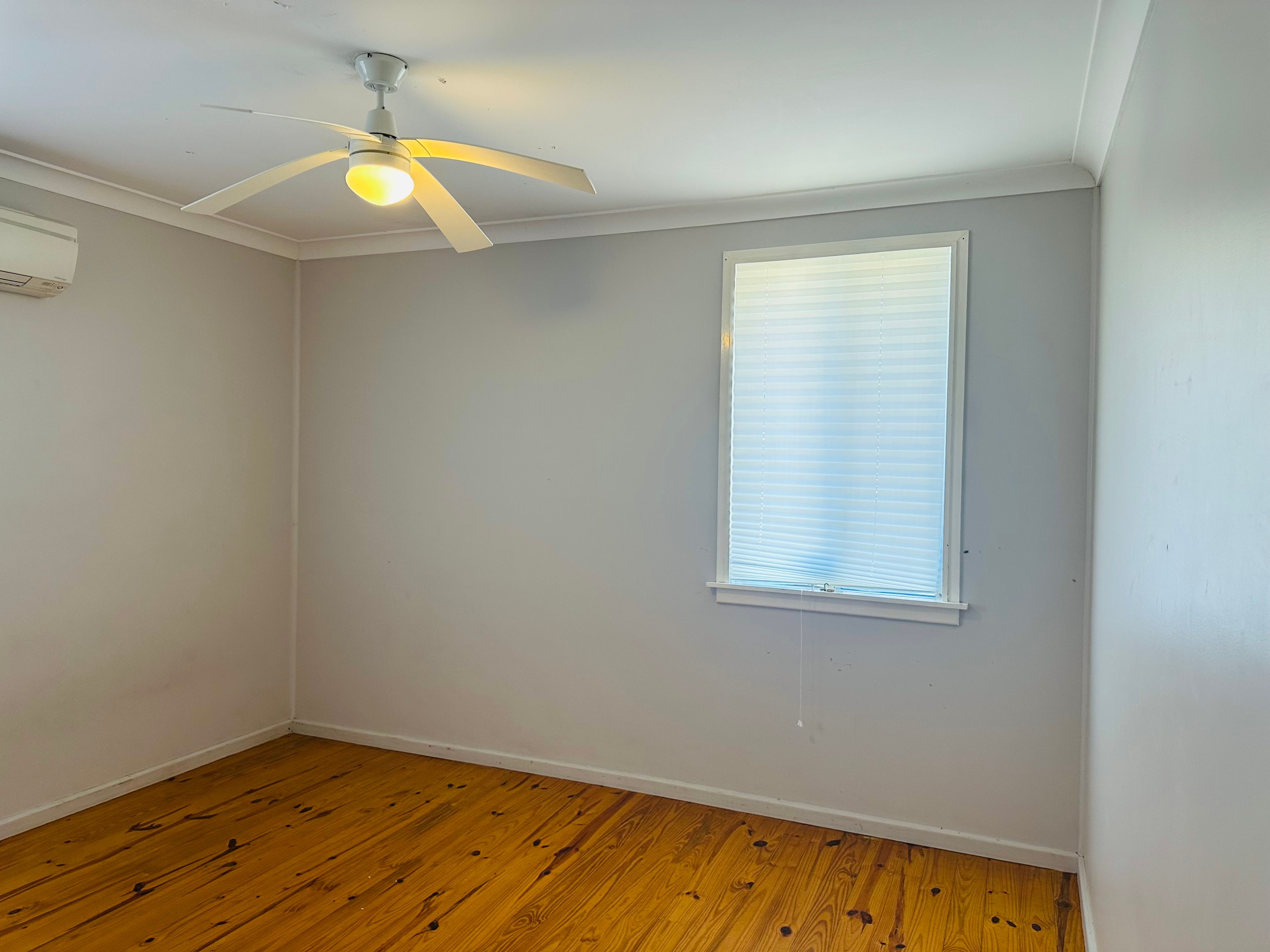 4 Churchill Crescent — photo 4 of 12
