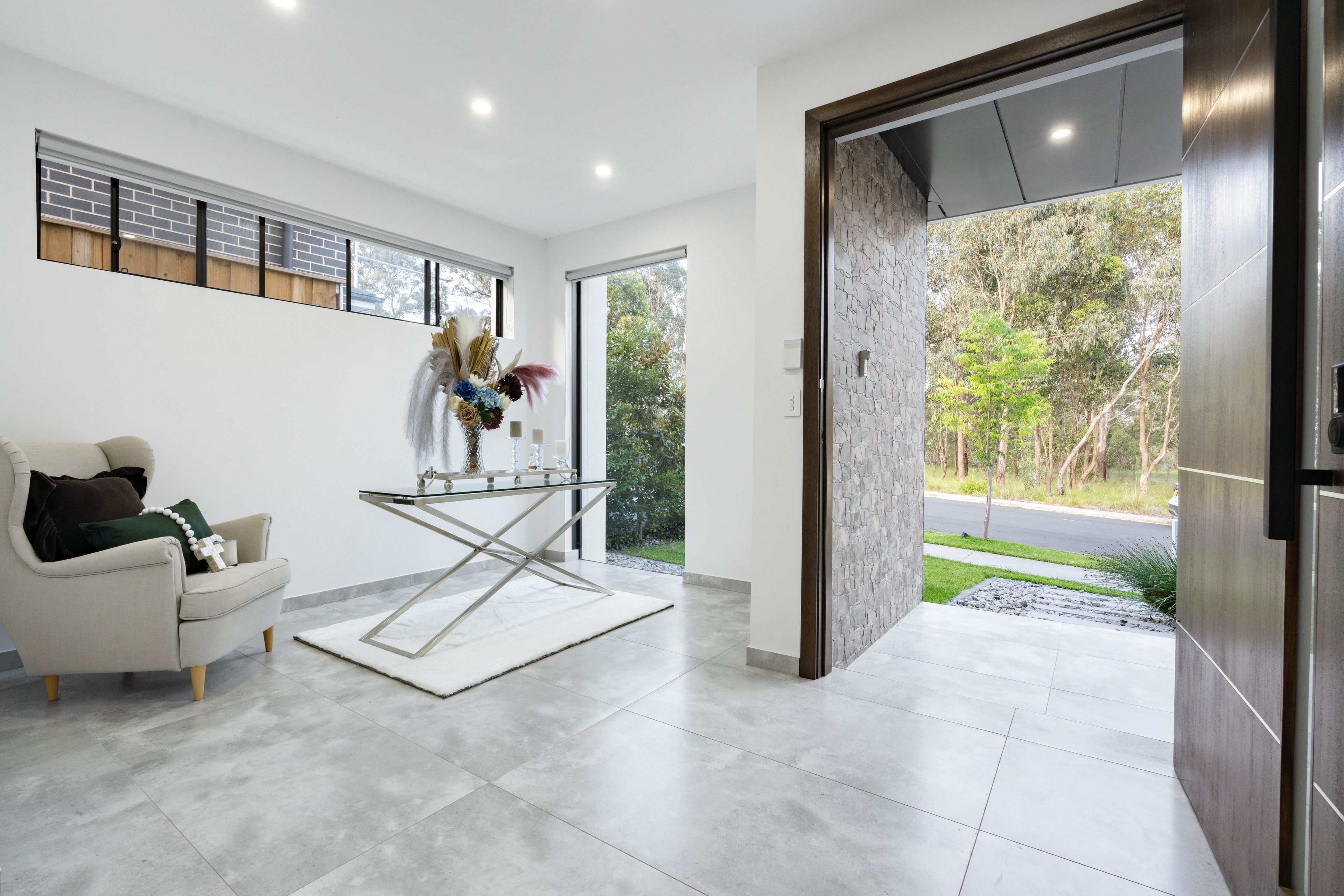 31 Seville Circuit, GLEDSWOOD HILLS, NSW 2557