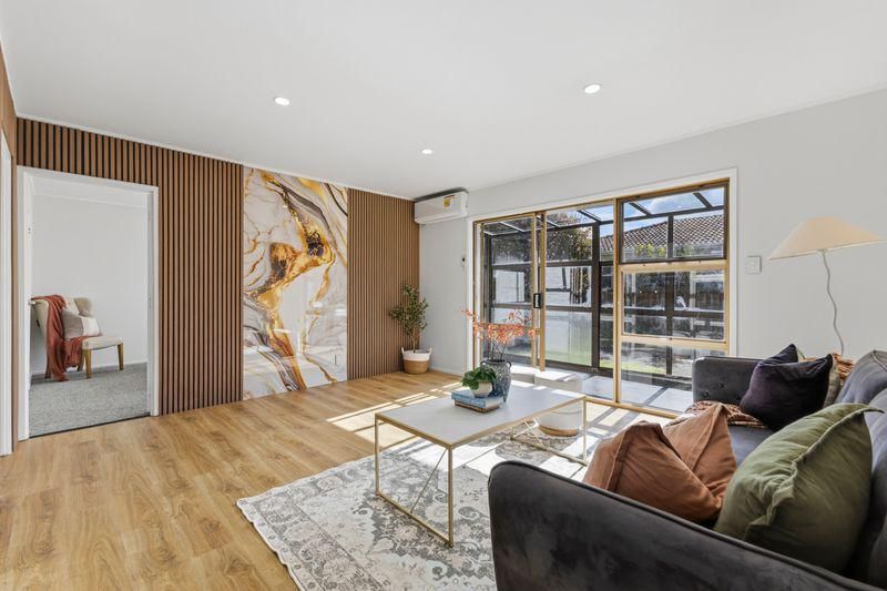 2/7 Elizabeth Avenue, Papatoetoe, Manukau City