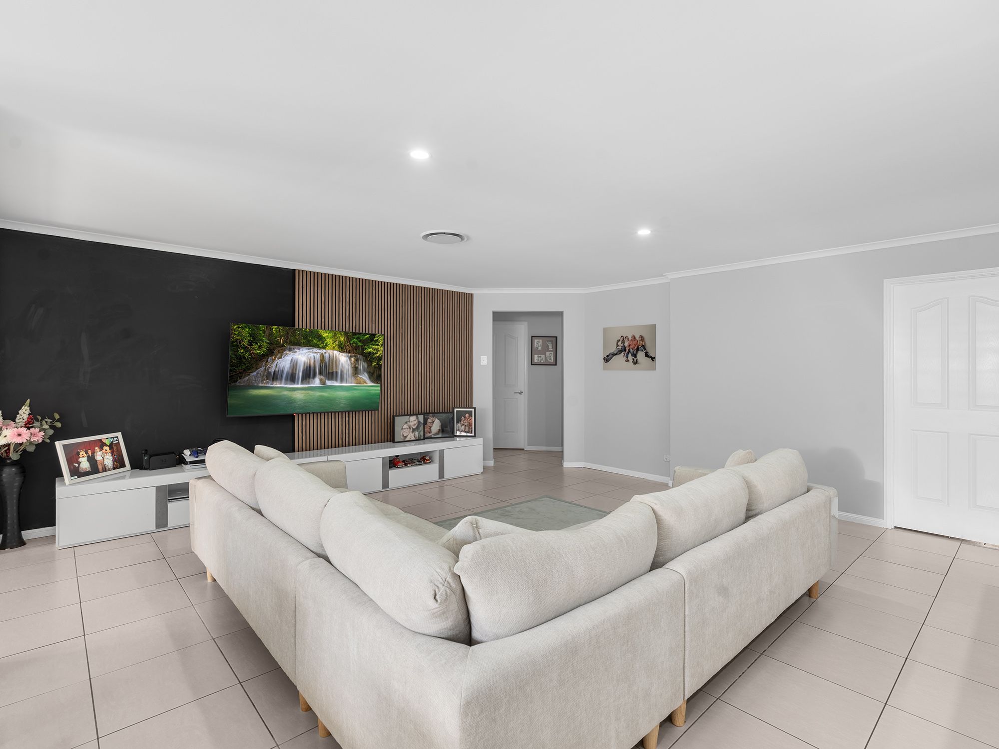 22 Coventina Crescent — photo 13 of 30