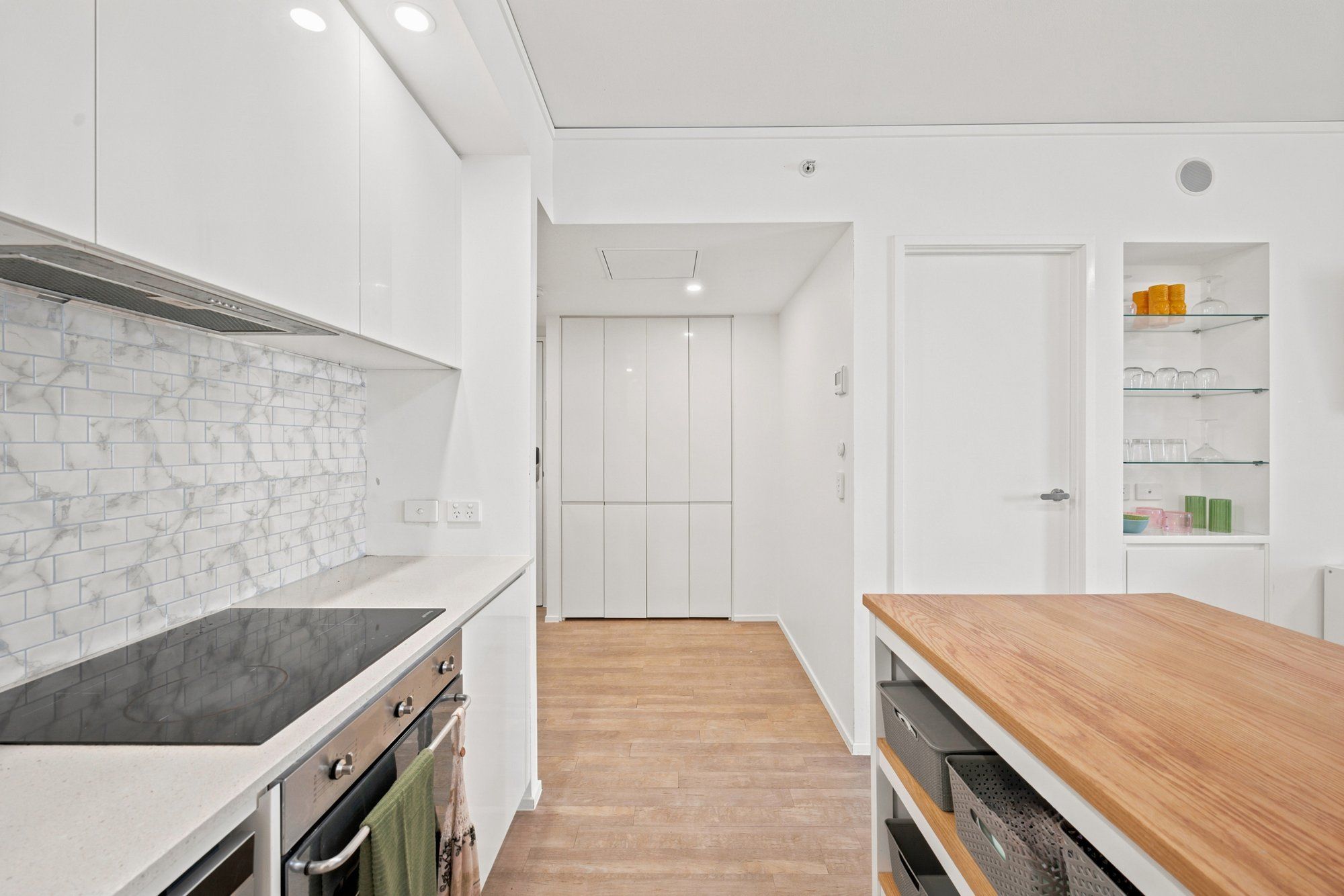 1303/510 St Pauls Terrace — photo 5 of 14