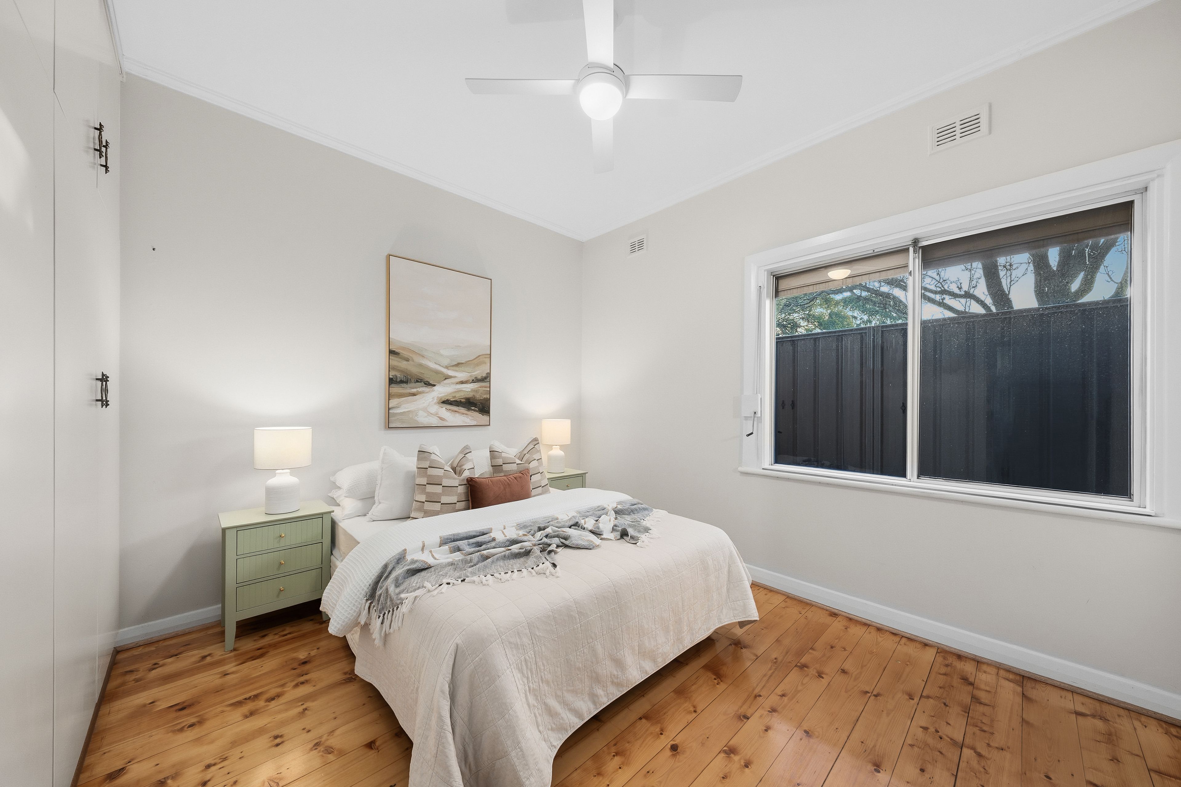 31 Glen Lossie Street — photo 10 of 21