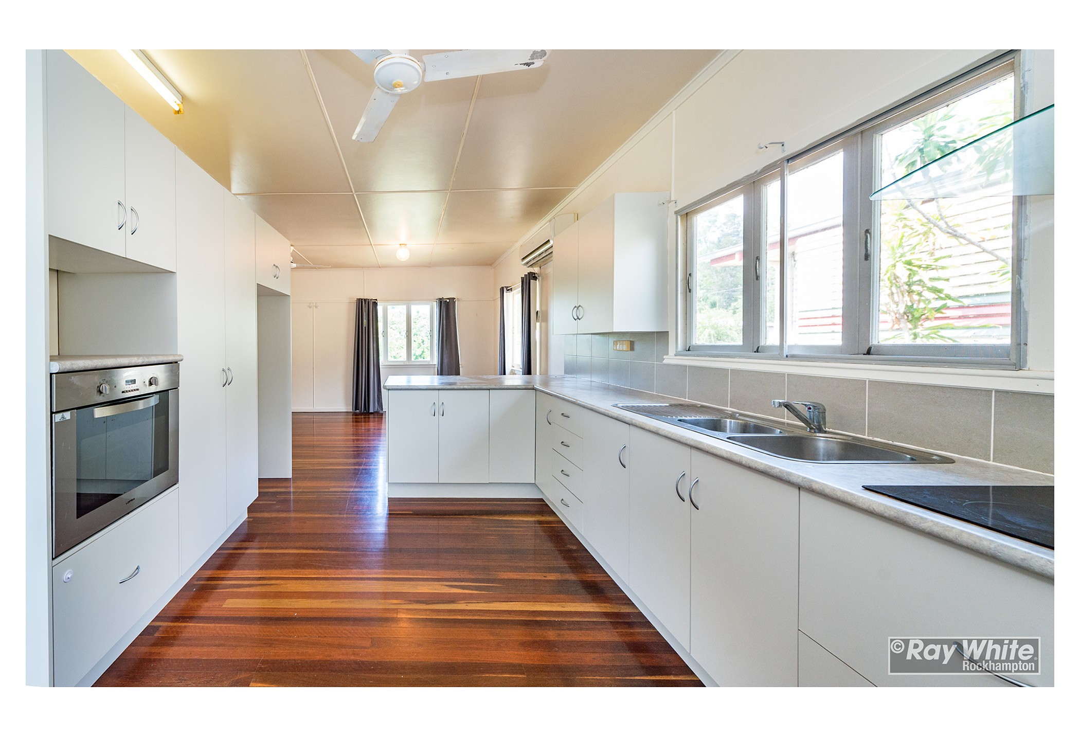 202 High Street, Berserker, QLD 4701
