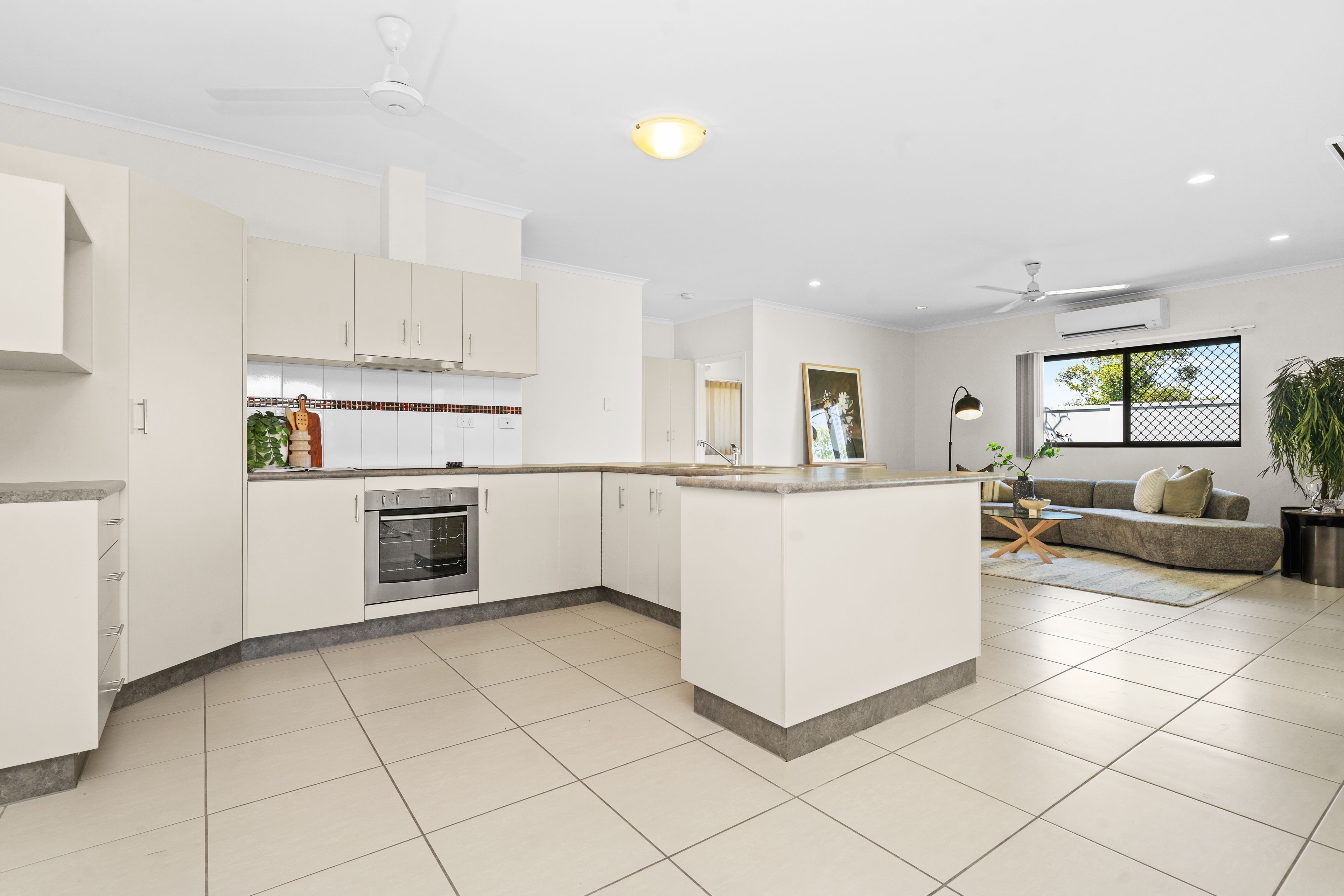 34 Damirrinda Street — photo 3 of 19