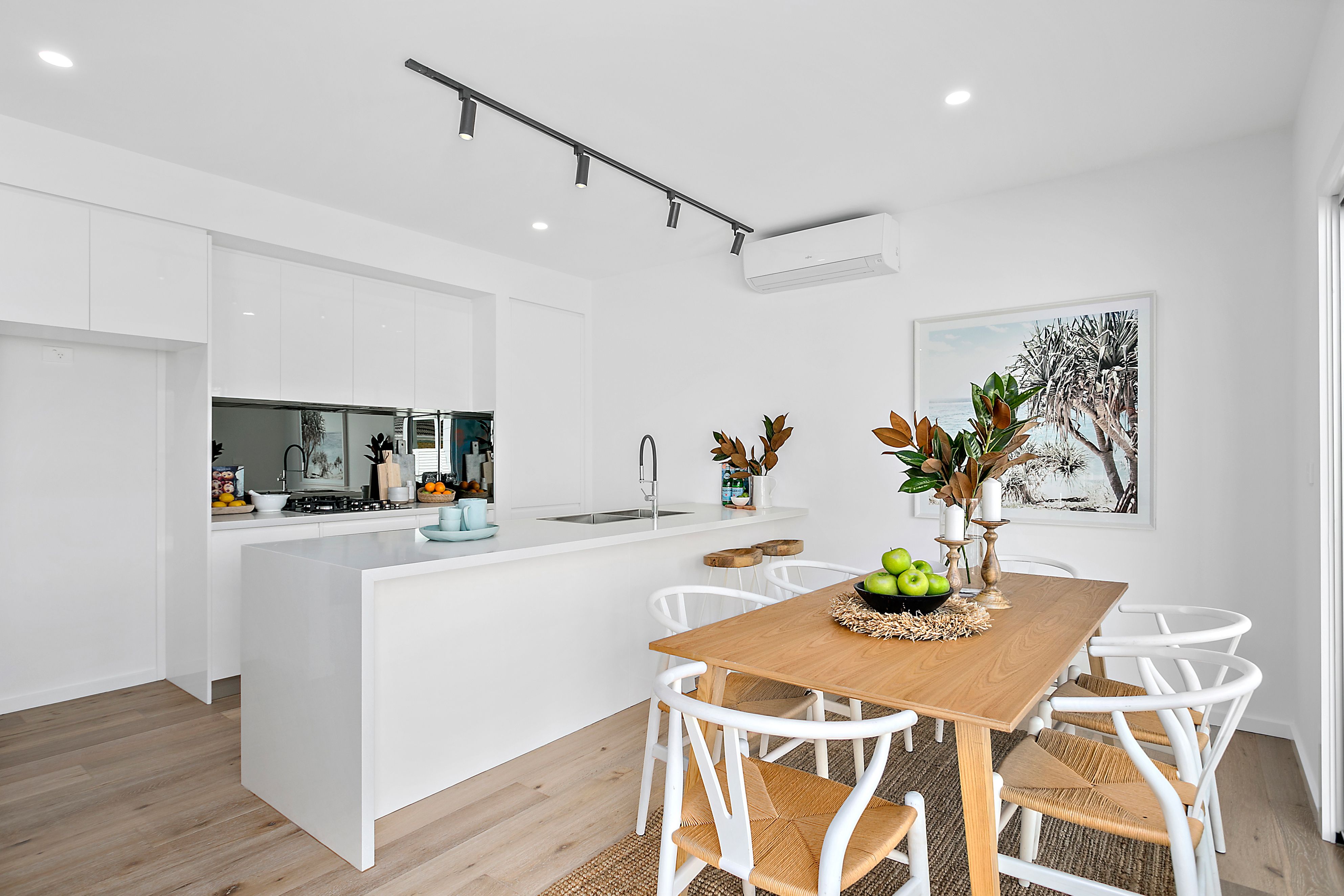 4 Gardeners Crescent, Shellharbour NSW 2529