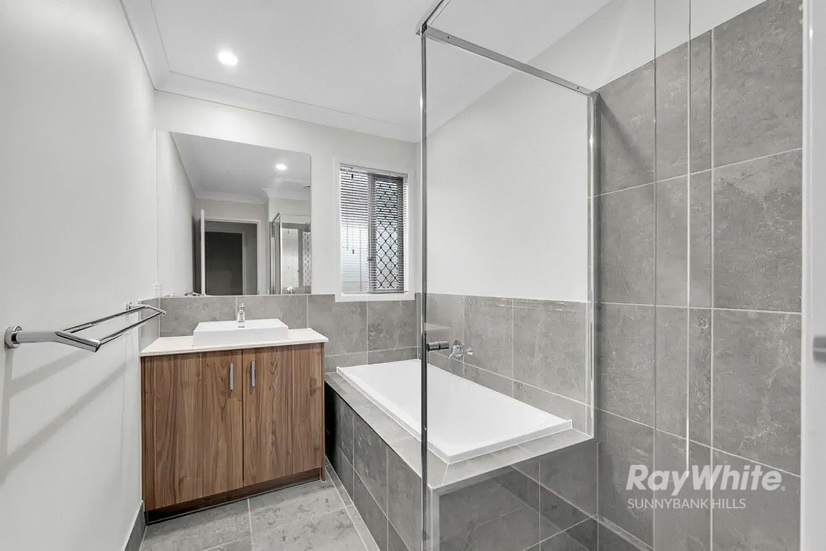 72 Diamond Drive — photo 7 of 11