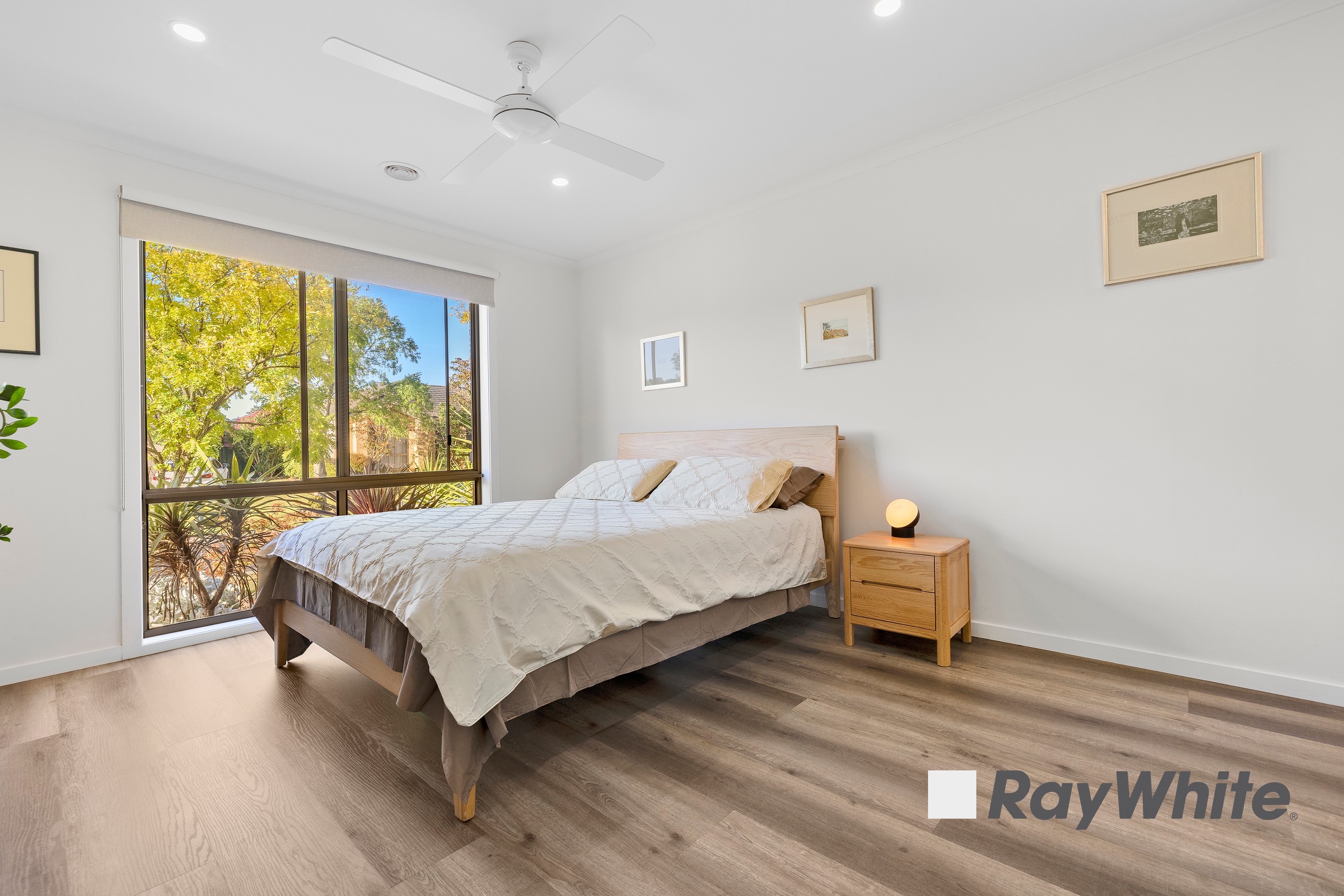 21 Lansbury Drive, Narre Warren South, VIC 3805