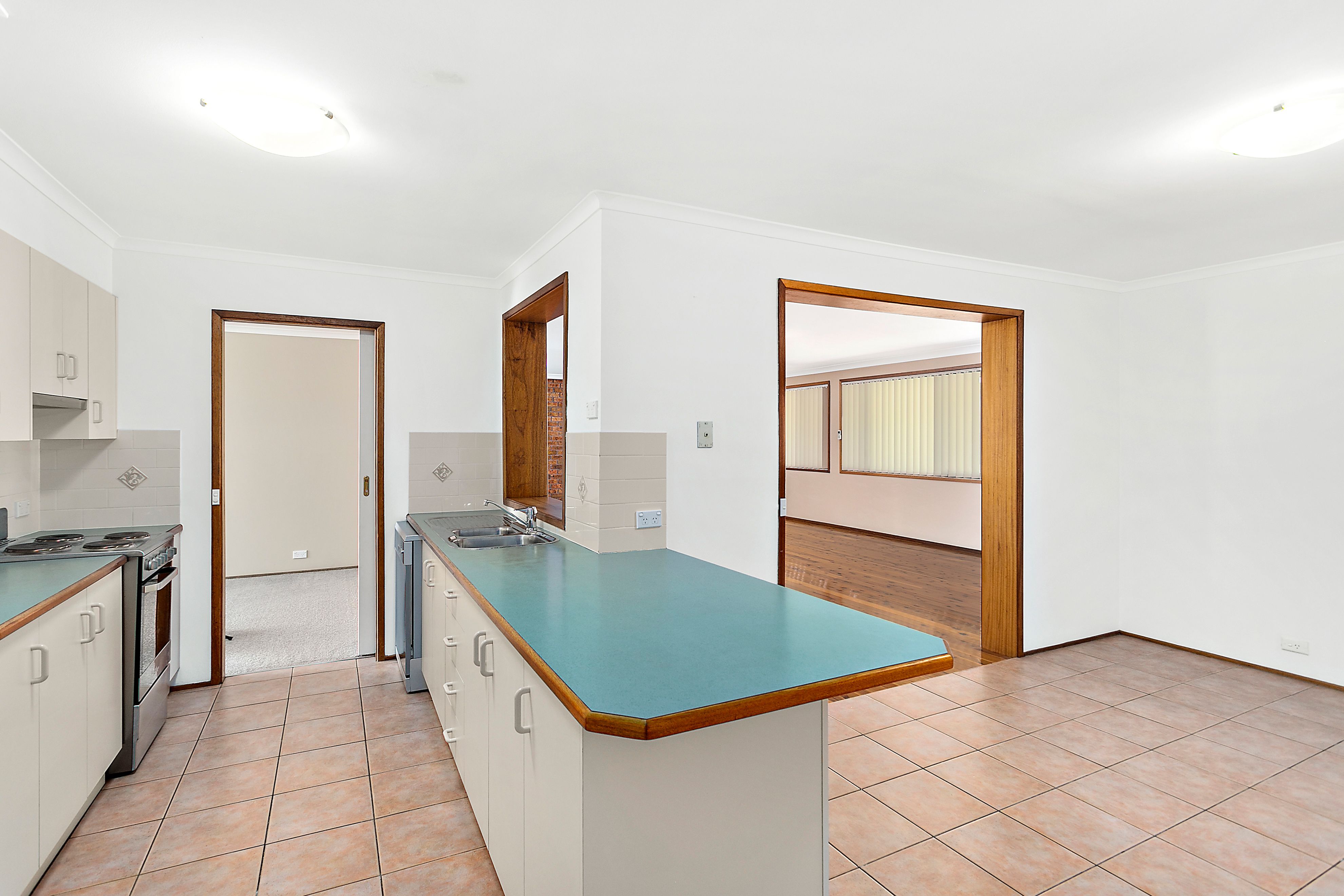 76 Hillside Drive, Albion Park, NSW 2527