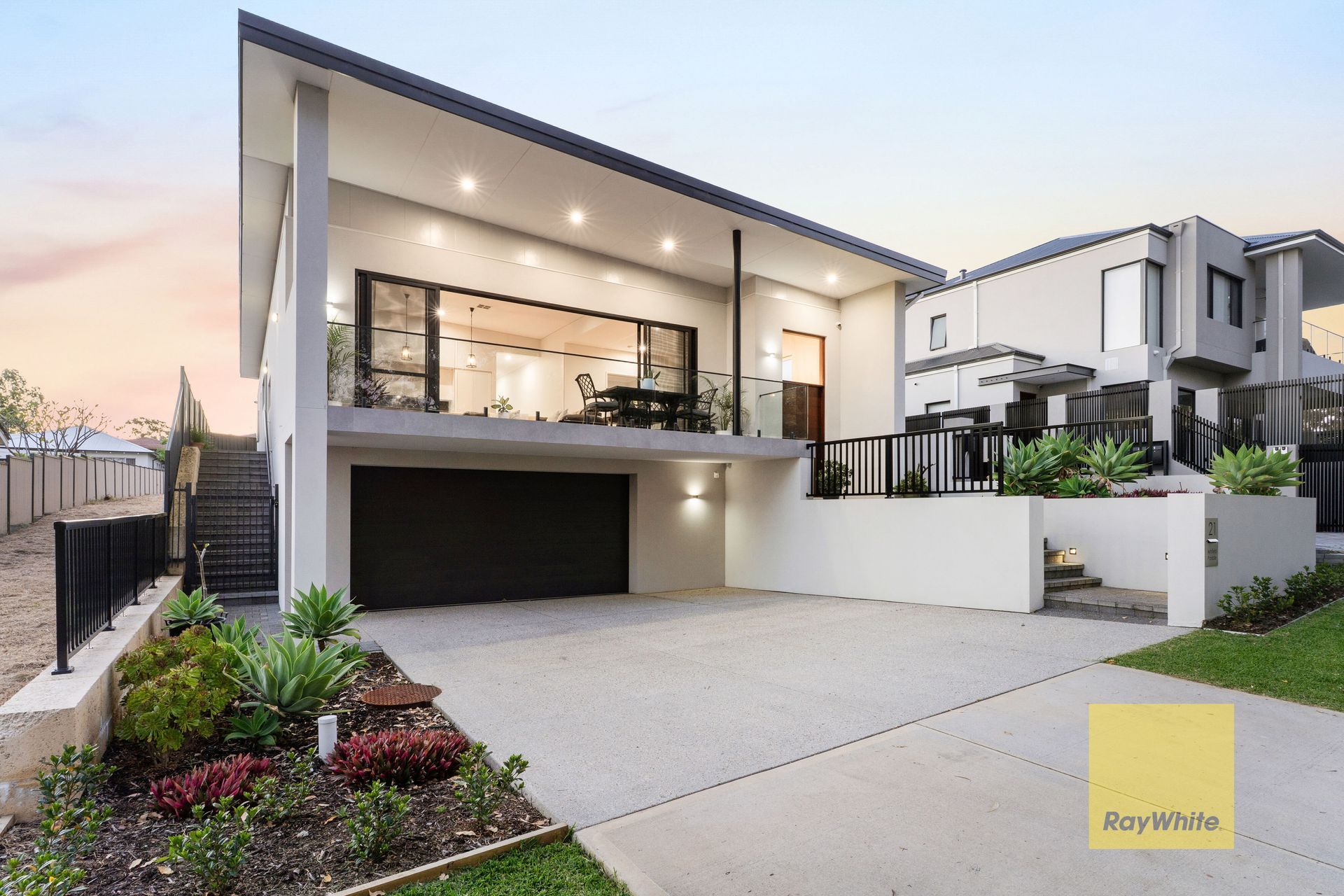 21 Ashfield Parade — photo from Ray White Midland & Hills