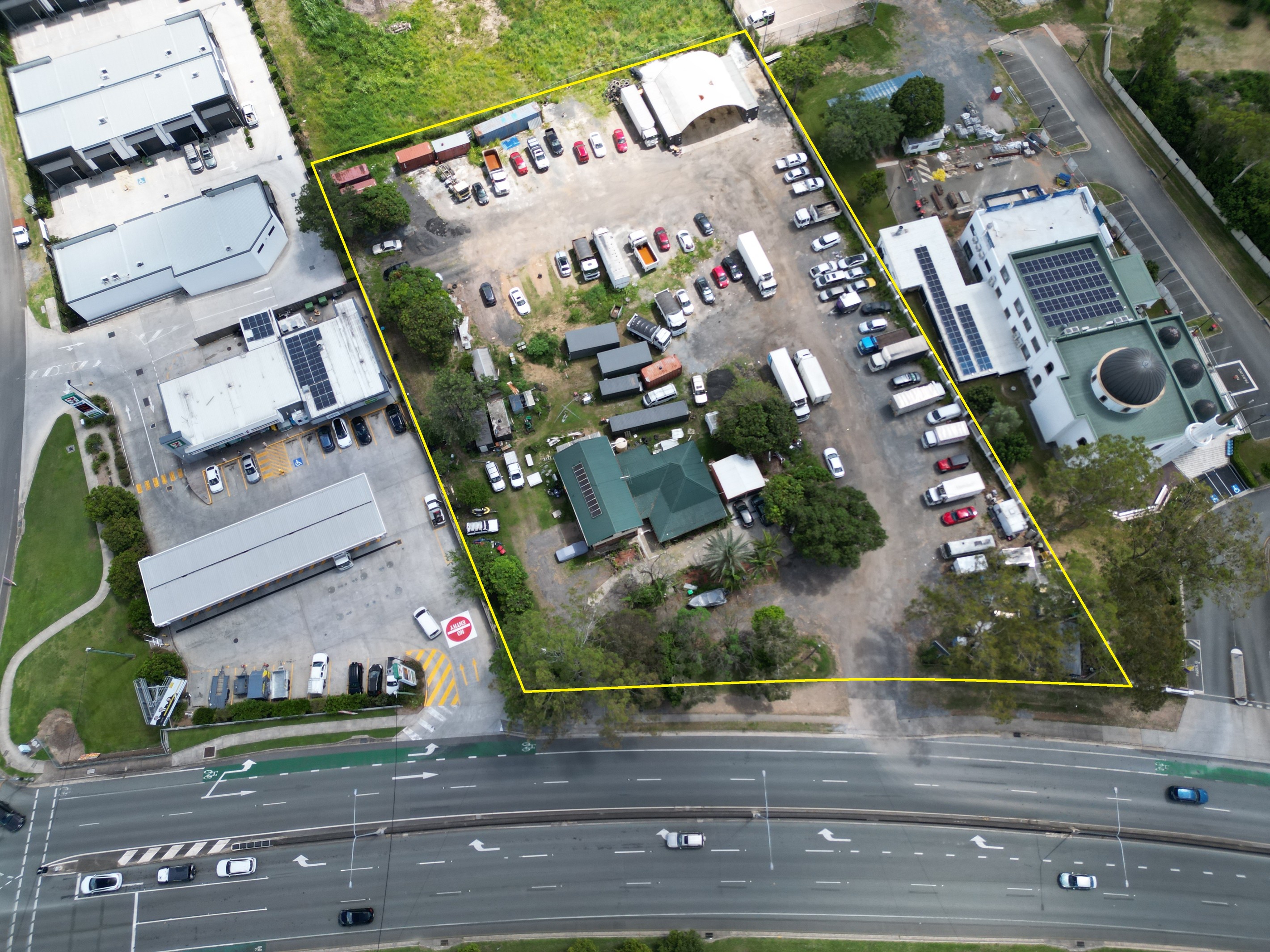 2664 Logan Road, Eight Mile Plains, QLD 4113