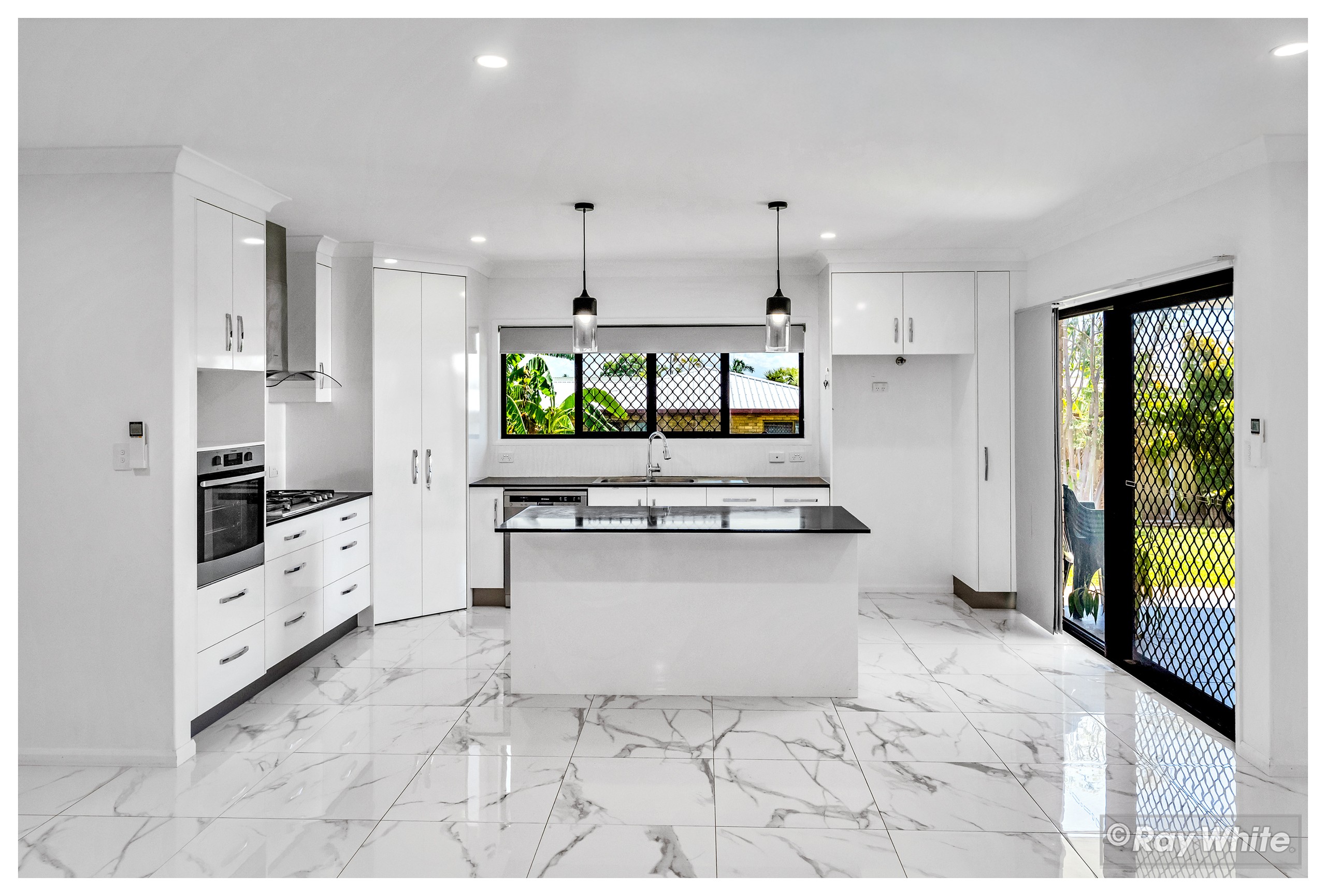 14 Foxglove Avenue, Norman Gardens, QLD 4701