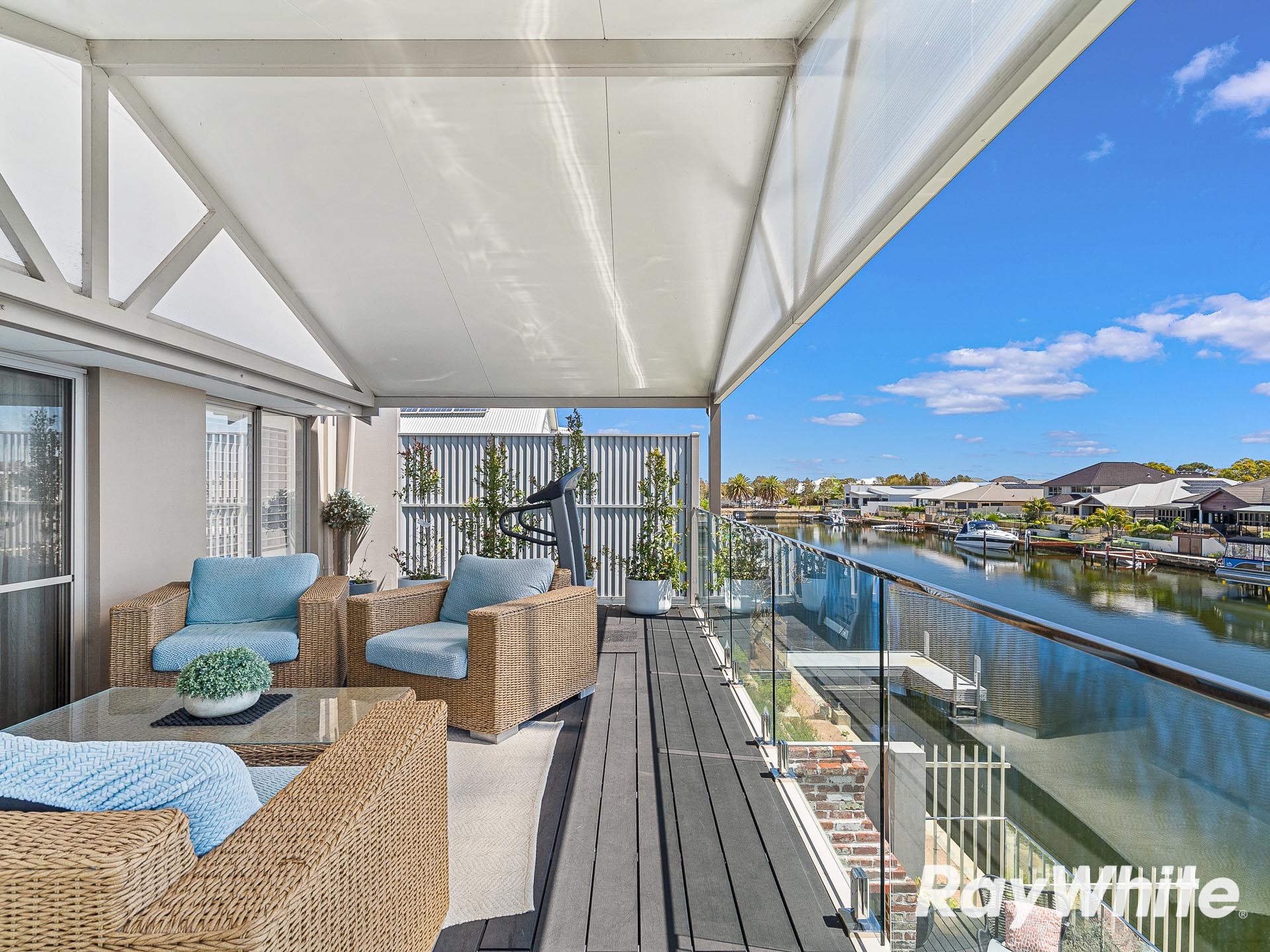 19 Trade Winds Retreat, Dudley Park, WA 6210