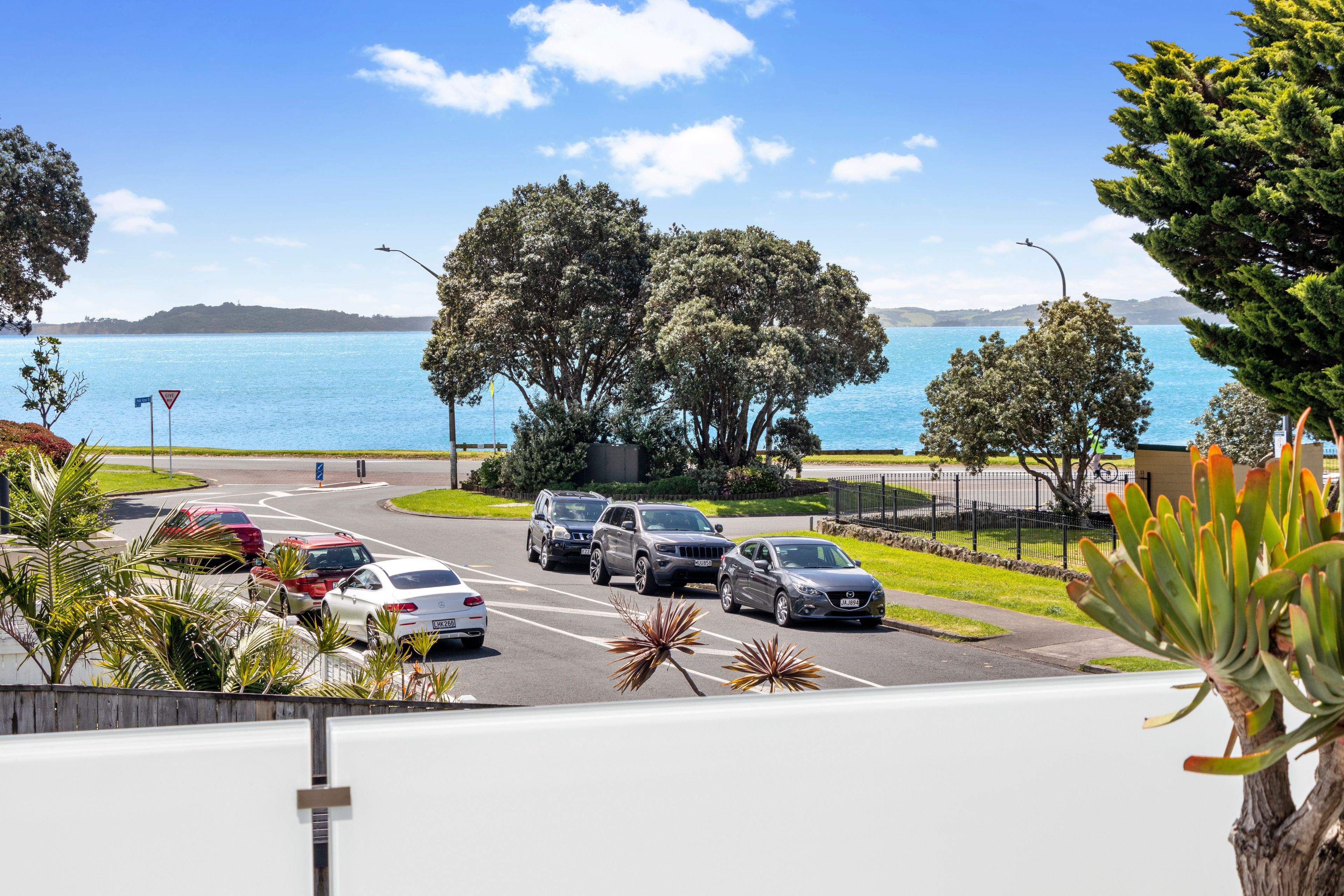 1/11 Hostel Access Road, Eastern Beach, Manukau City