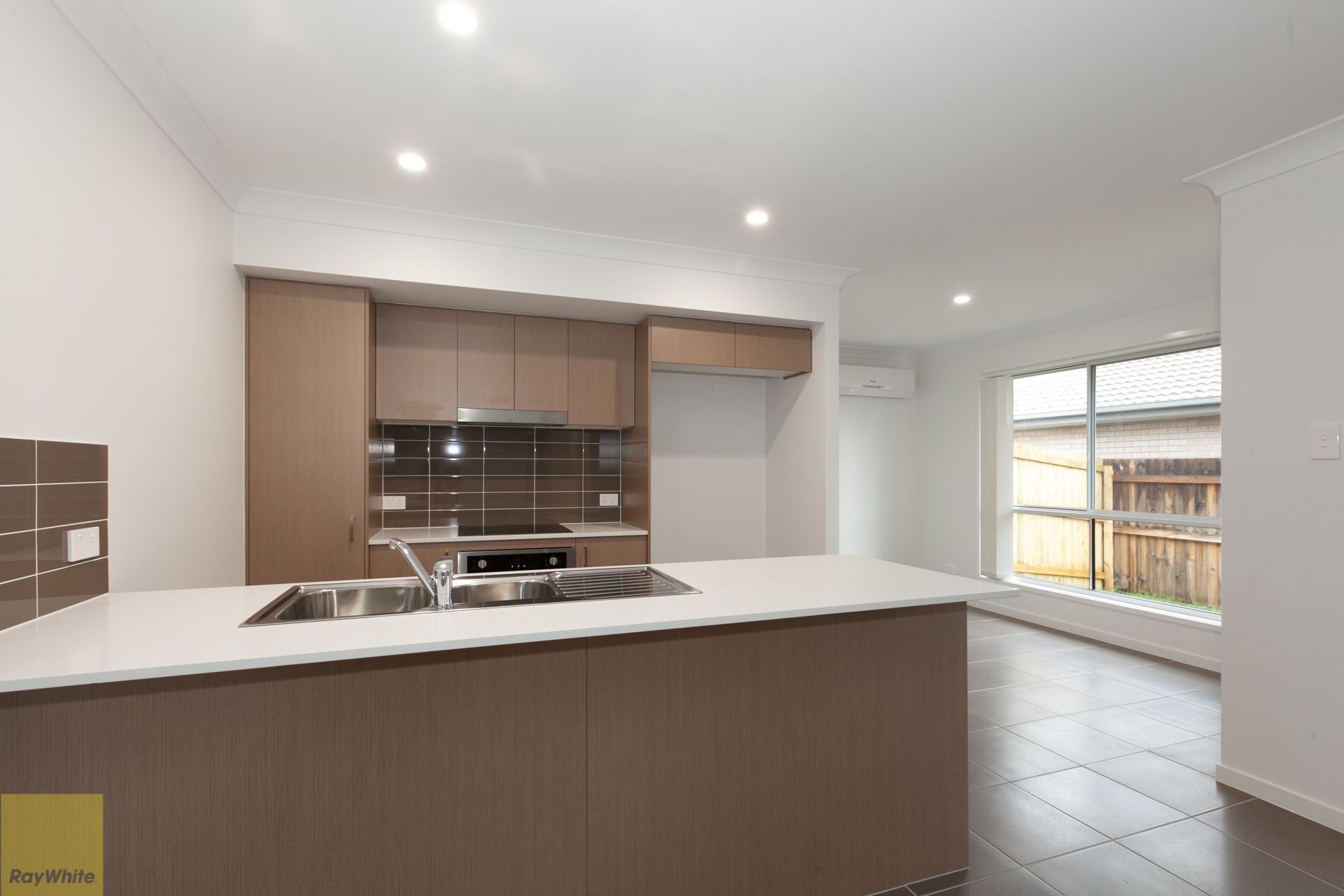 1/12 Daintree Court Lot 24, Park Ridge, QLD 4125