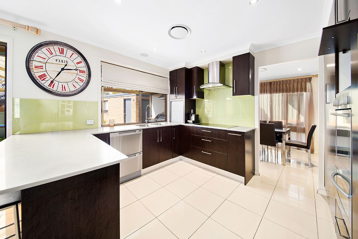 34 Bodalla Crescent, Bangor, NSW 2234