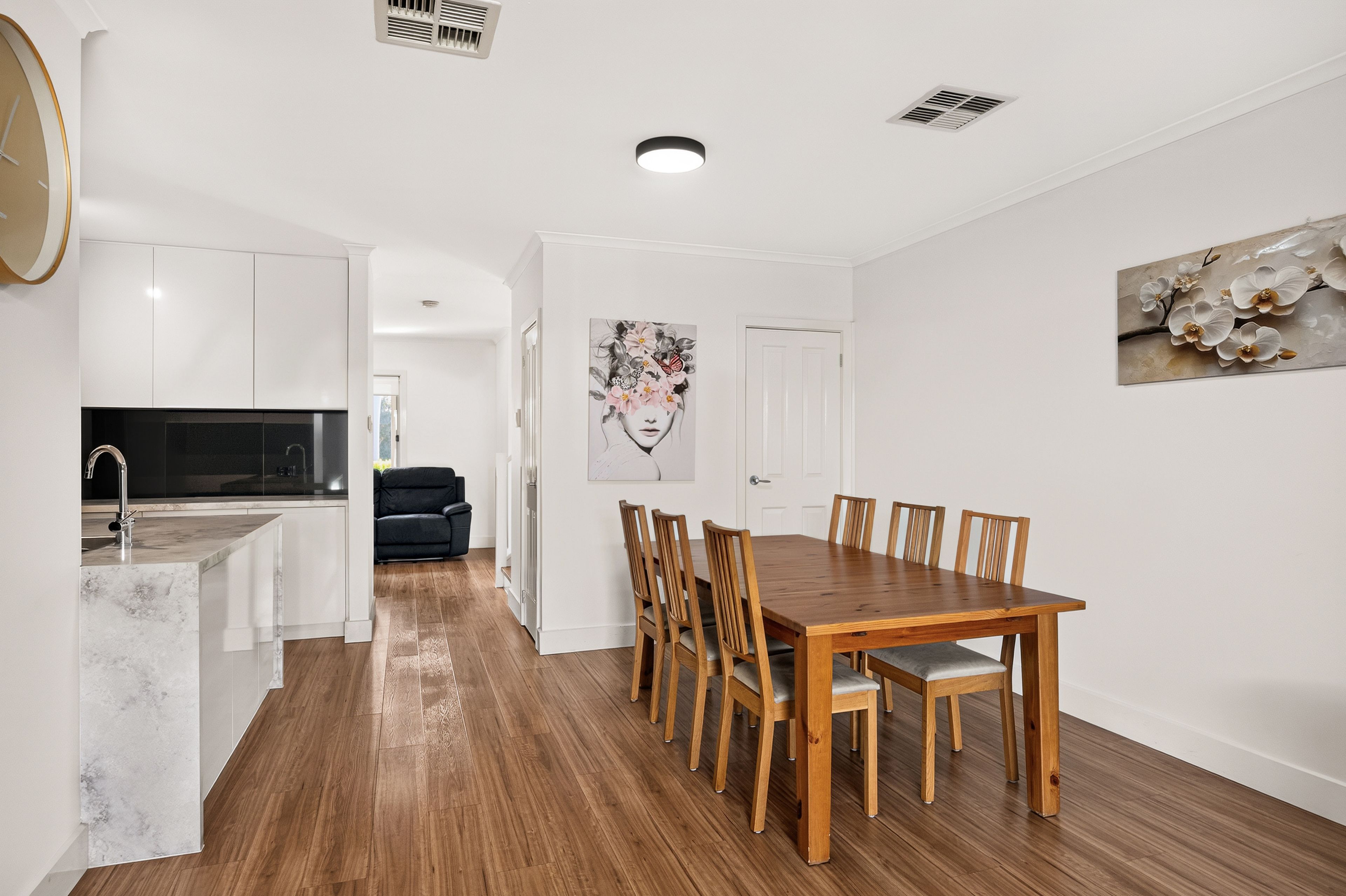 16 Telfer Street — photo 5 of 17