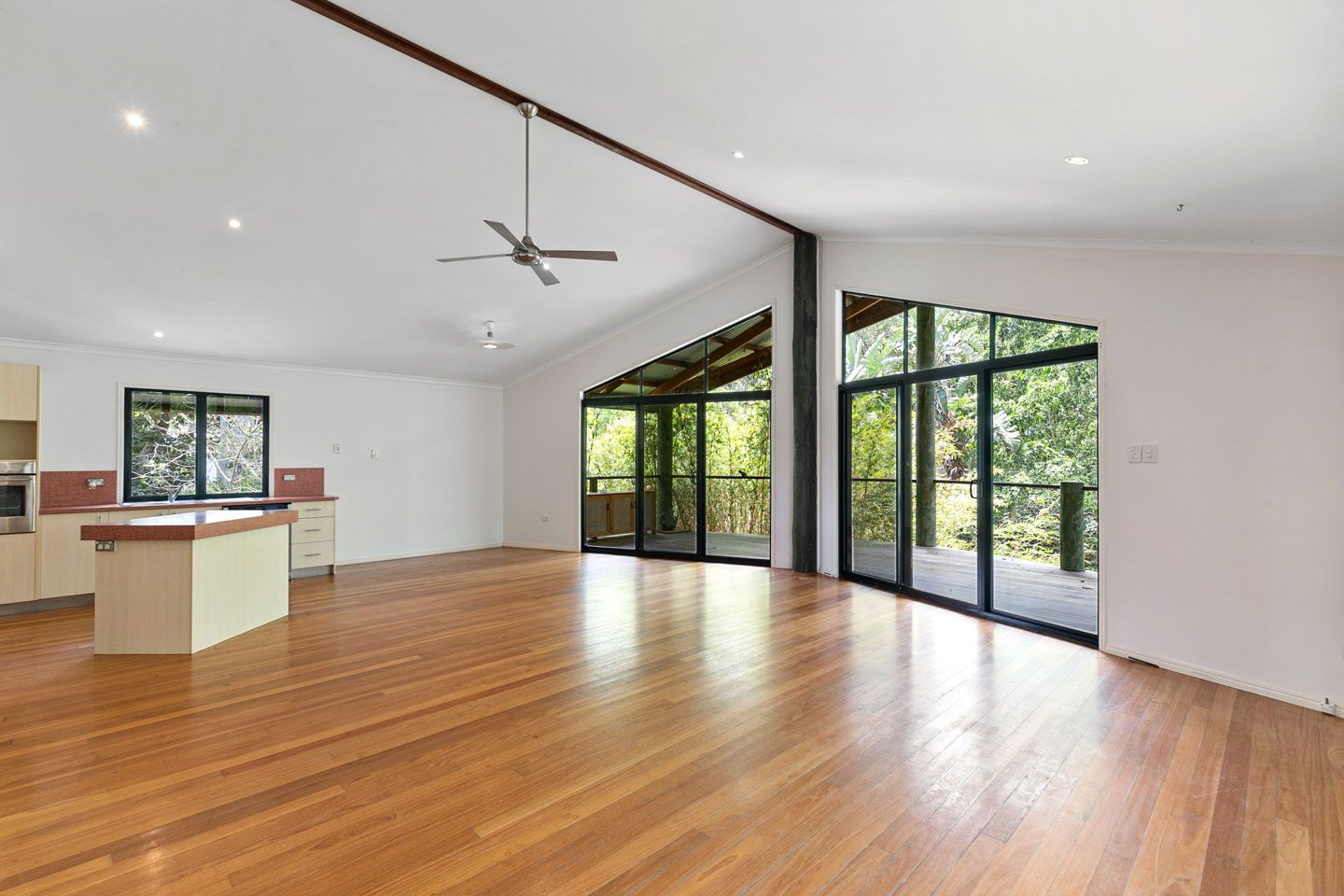 1 Pacific Promenade, Craignish, QLD 4655