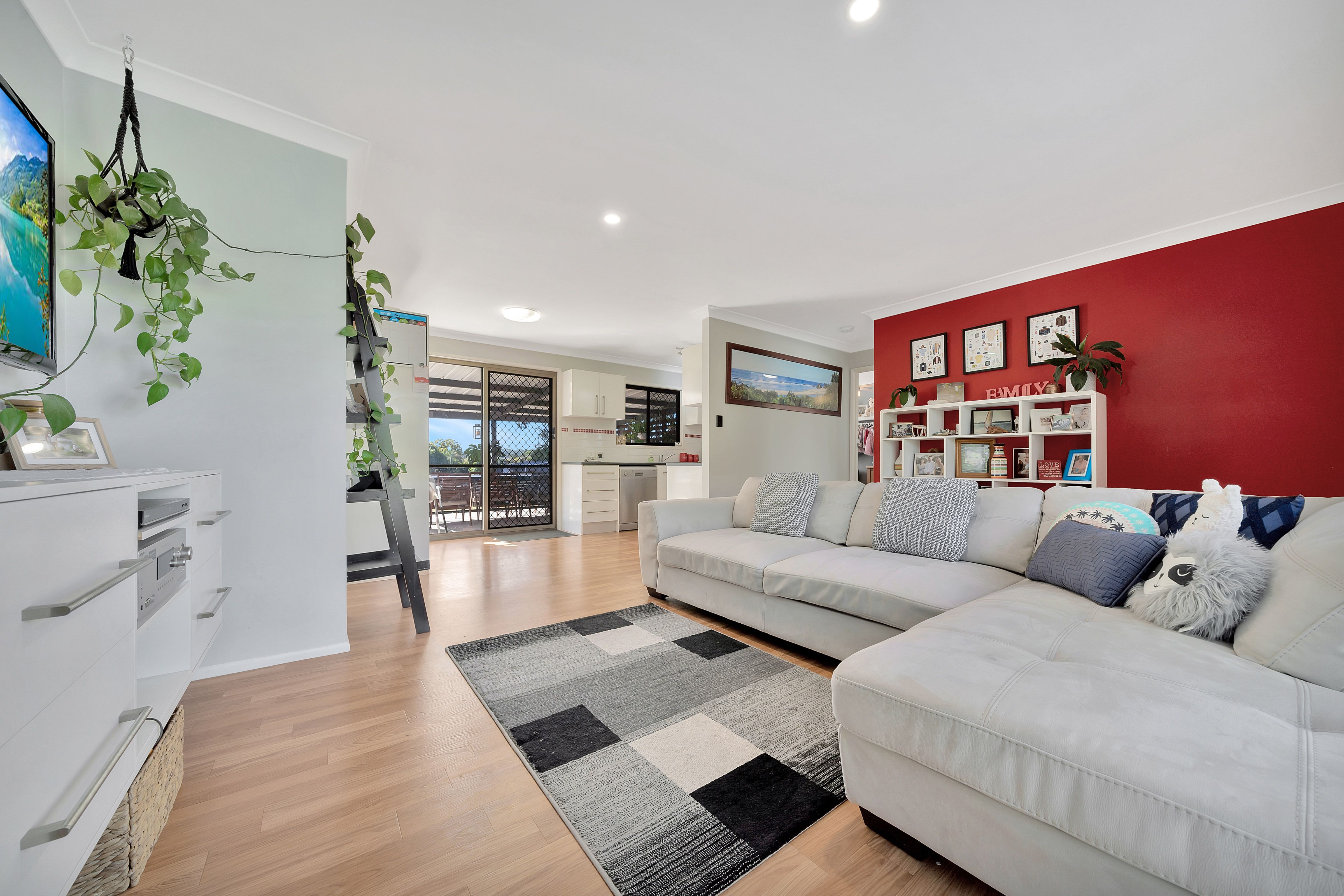 13 Huntingdon Road, Bethania, QLD 4205