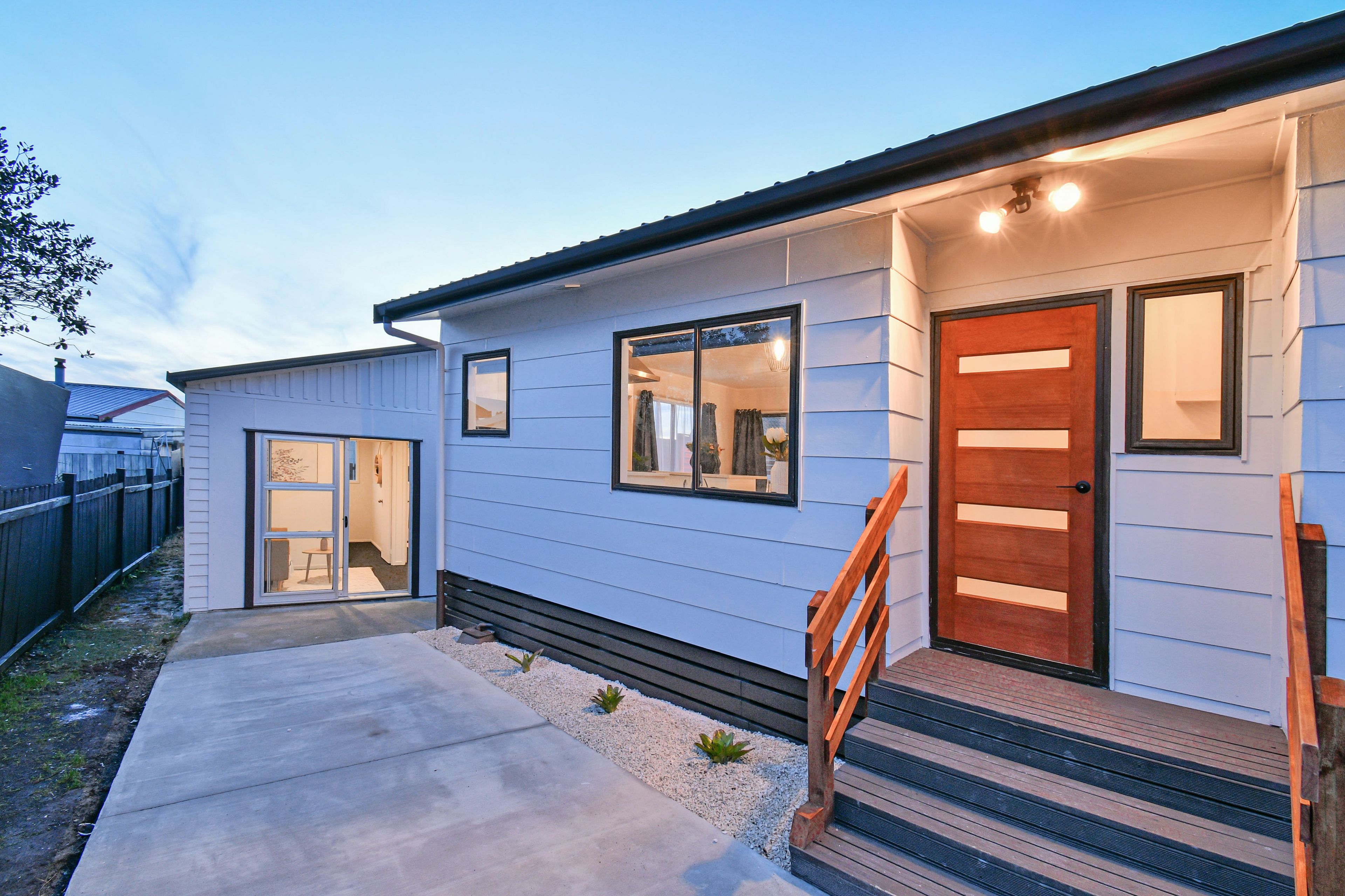 1/14 Hatherley Place, Clendon Park, Manukau City