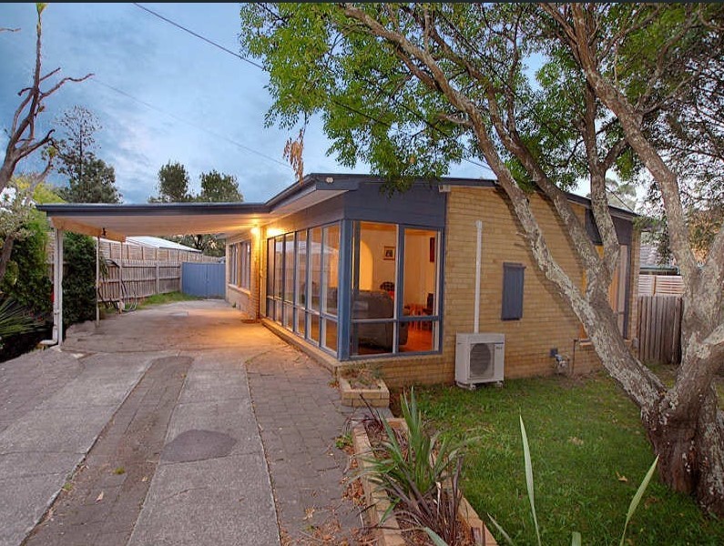 11 Florida Drive, Ferntree Gully, VIC 3156