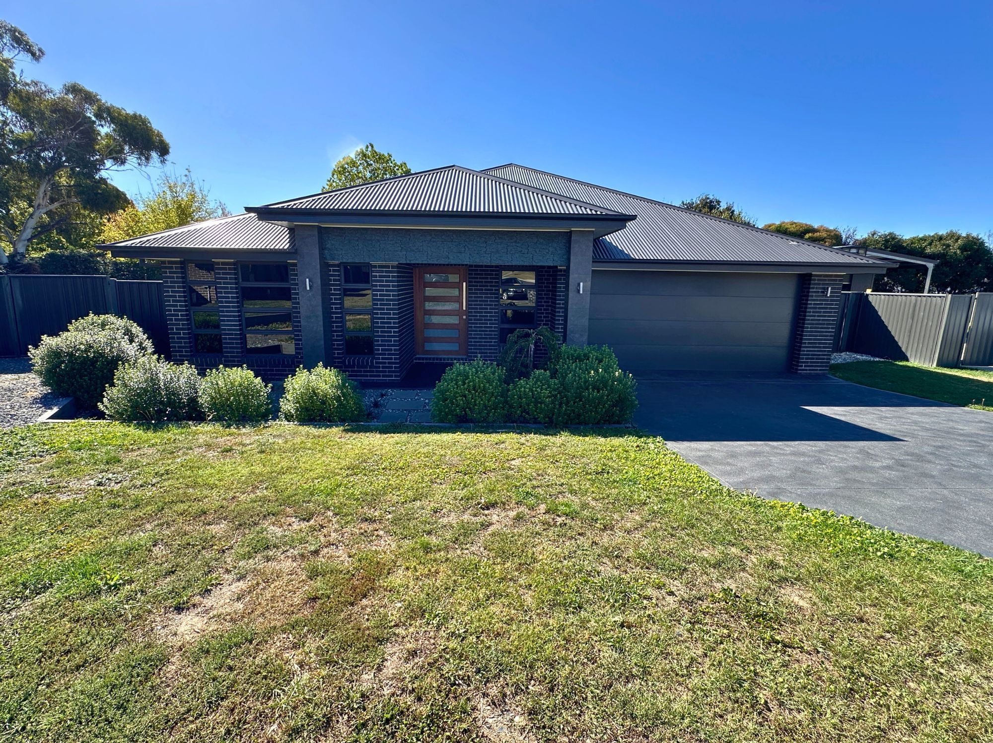 13 Streatfeild Close, Blayney NSW 2799