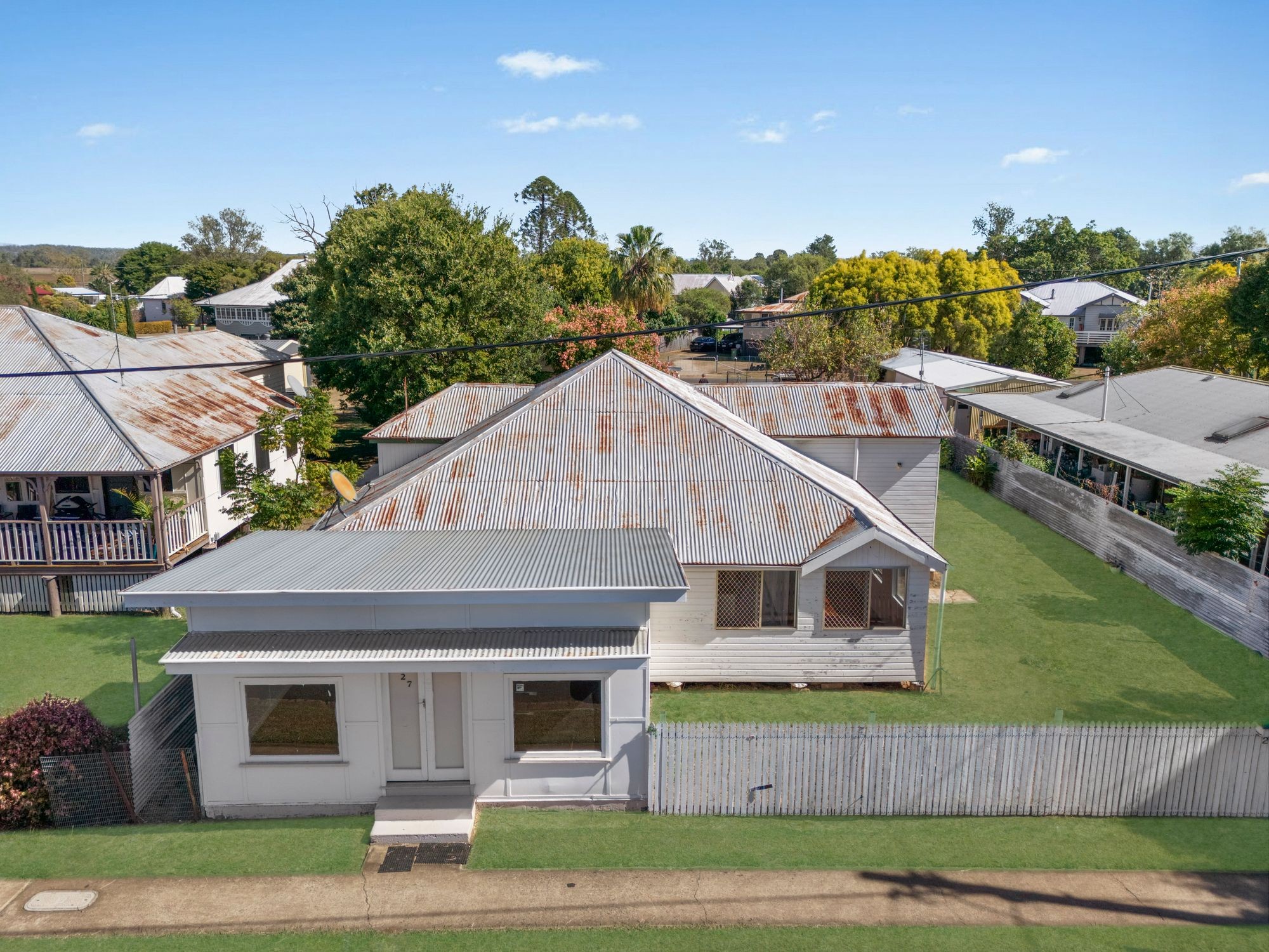 27 Victoria Street, Forest Hill, QLD 4342