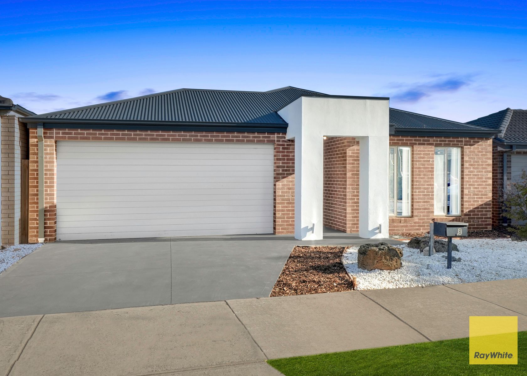 8 Isabella Way, Tarneit, VIC 3029