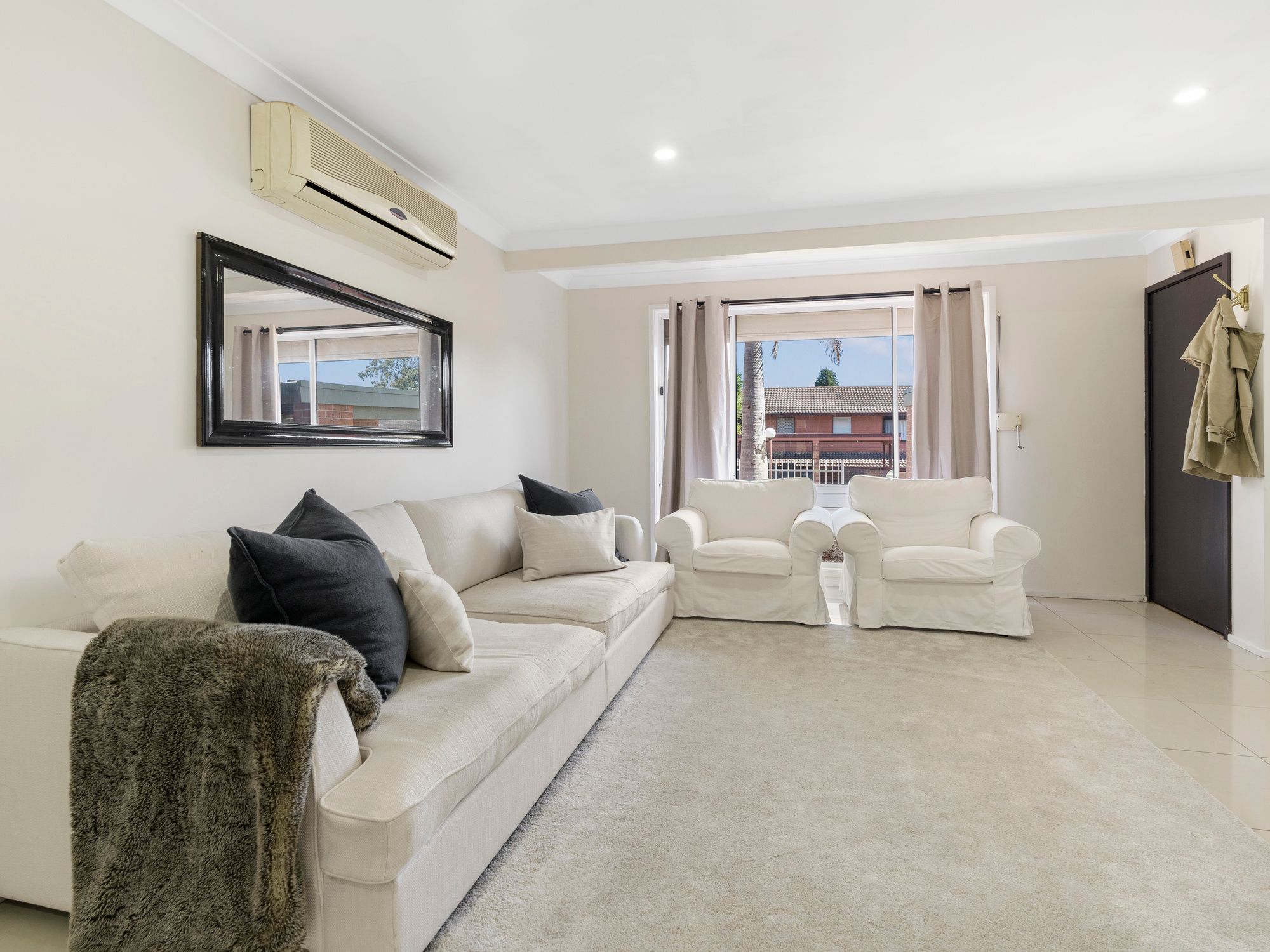 40/6 Jacquinot Place, Glenfield, NSW 2167