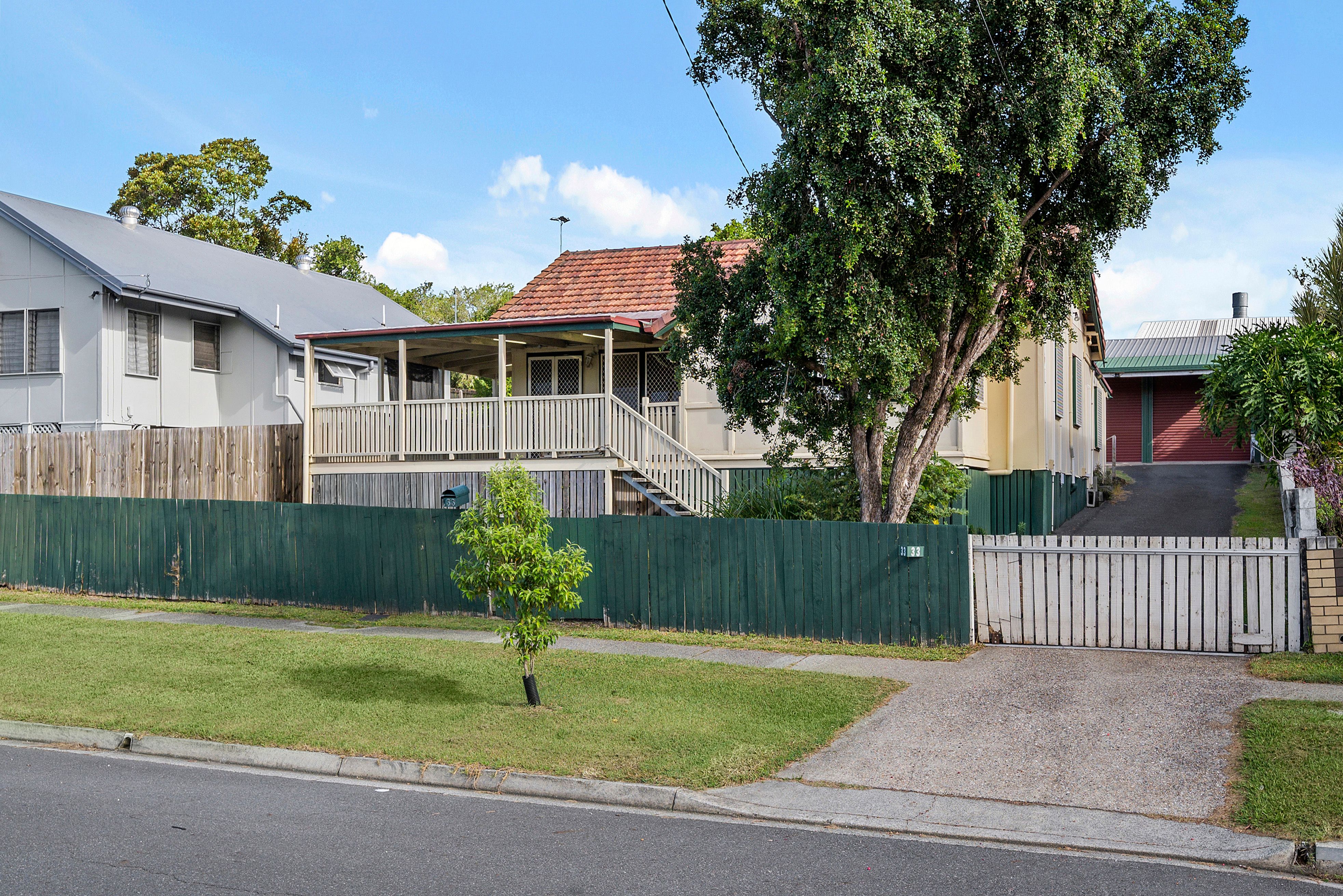 33 Fegen Drive, Moorooka, QLD 4105