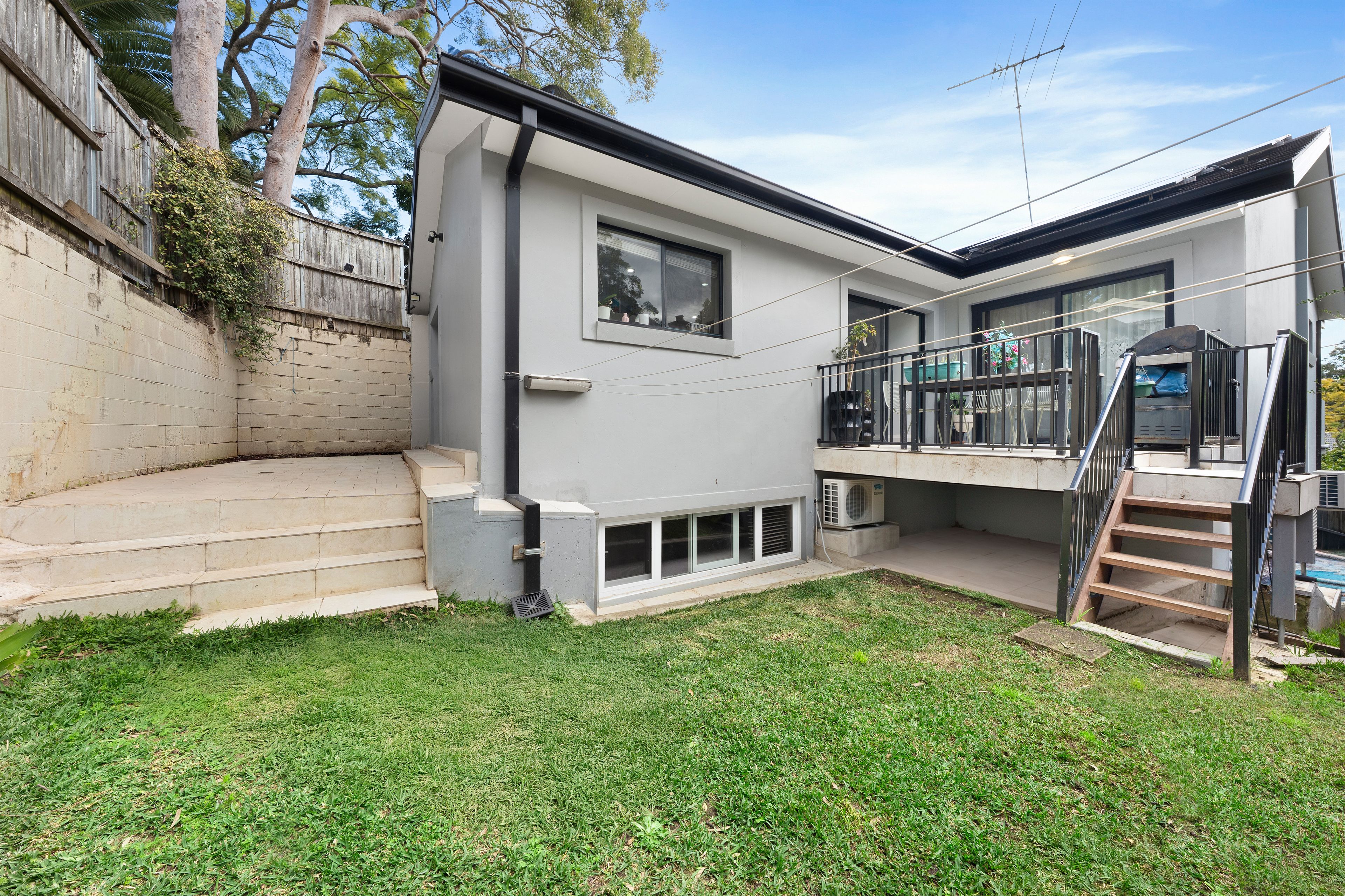 13 Anglo Street — photo 7 of 12