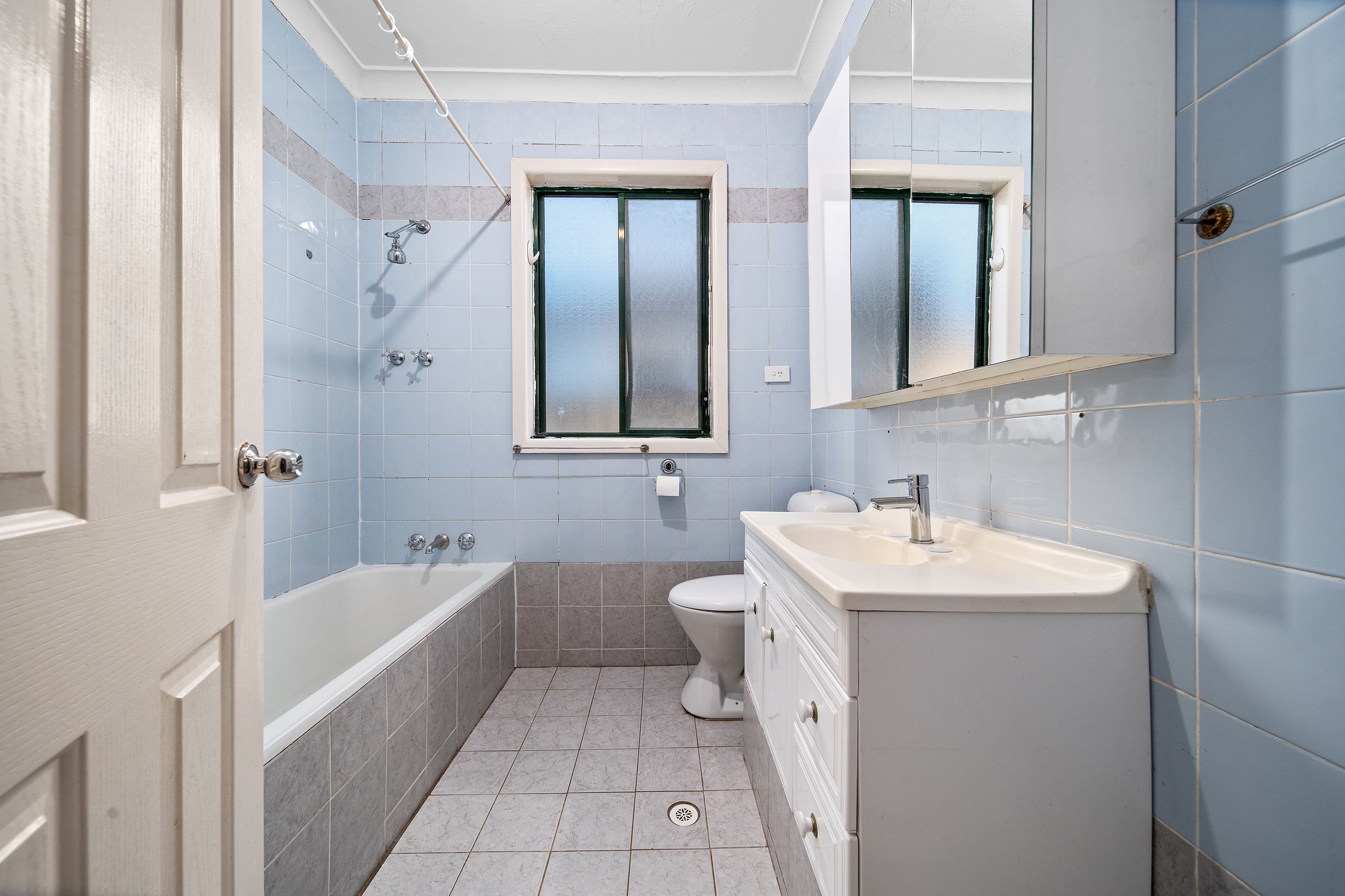 26 Barton Street — photo 6 of 7