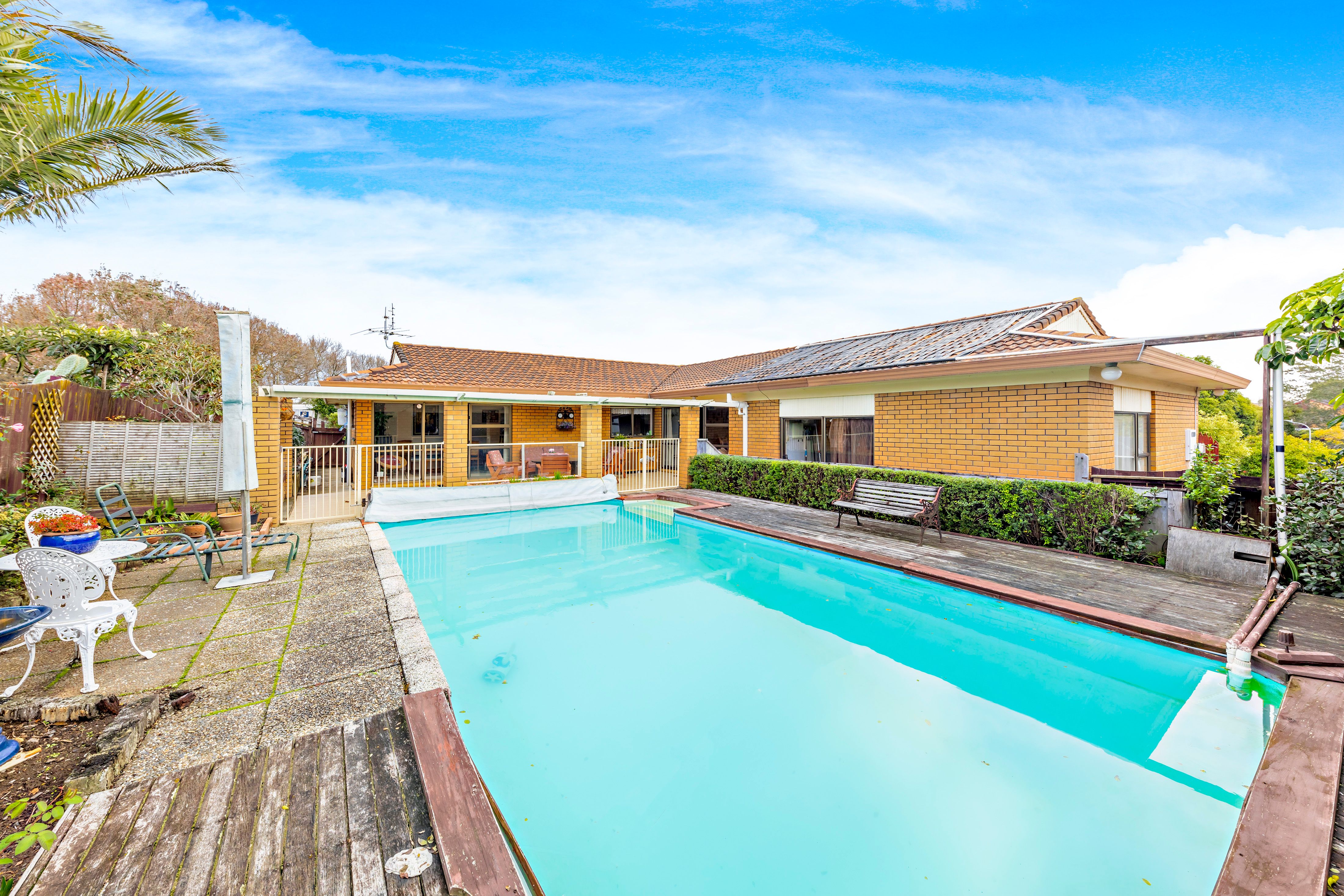 31 Rapallo Place, Farm Cove, Manukau City